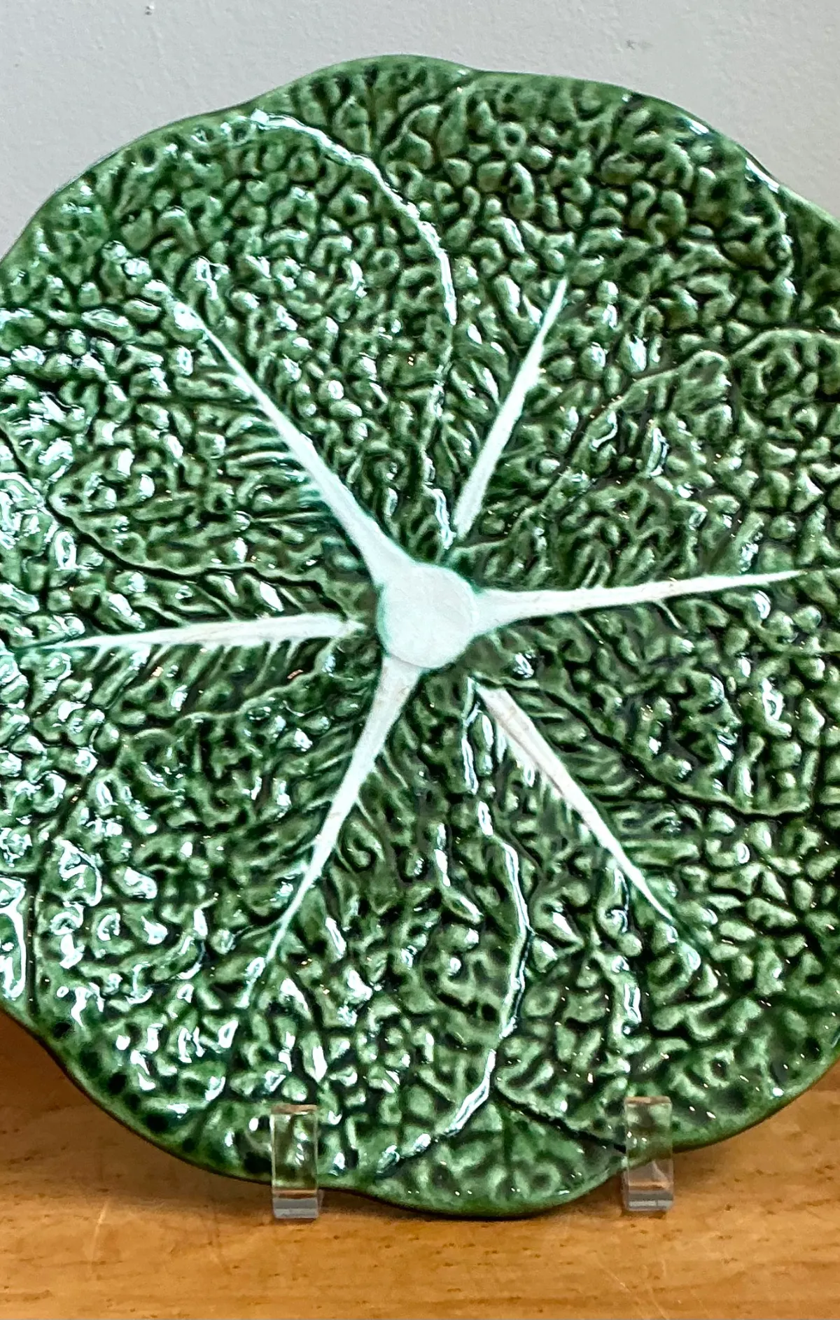 Portuguese Green Cabbage Leaf Ceramic Plate — additional photo 5