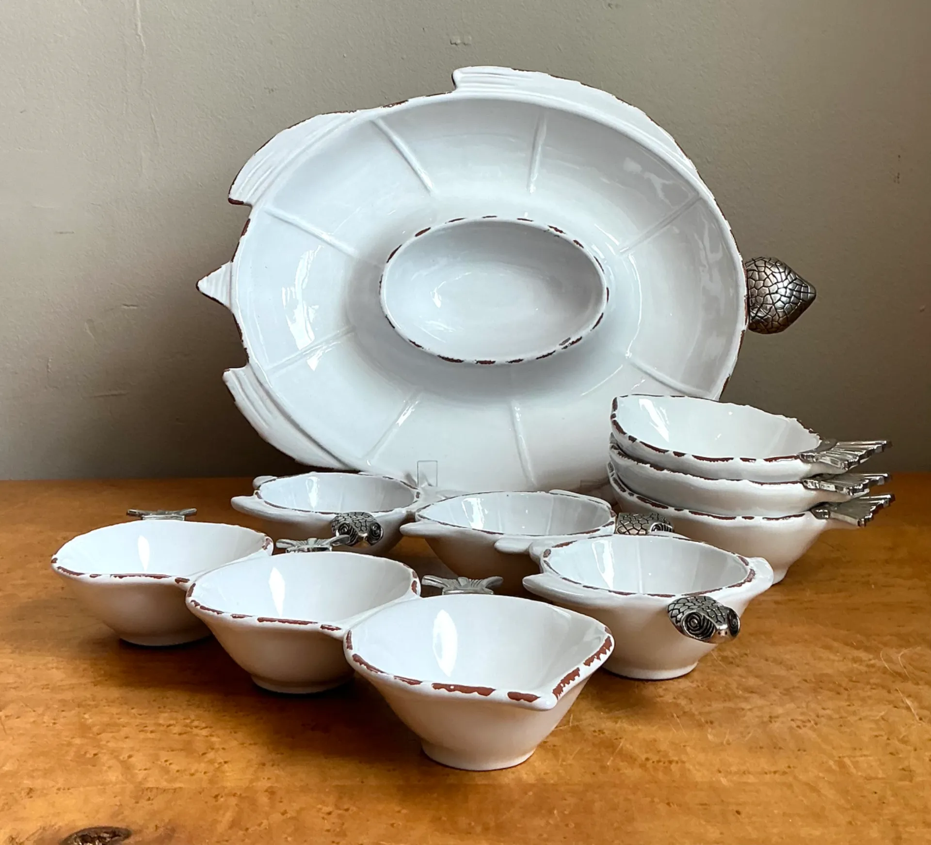 Vintage White Ceramic Fish Motif Serving Set — additional photo 3