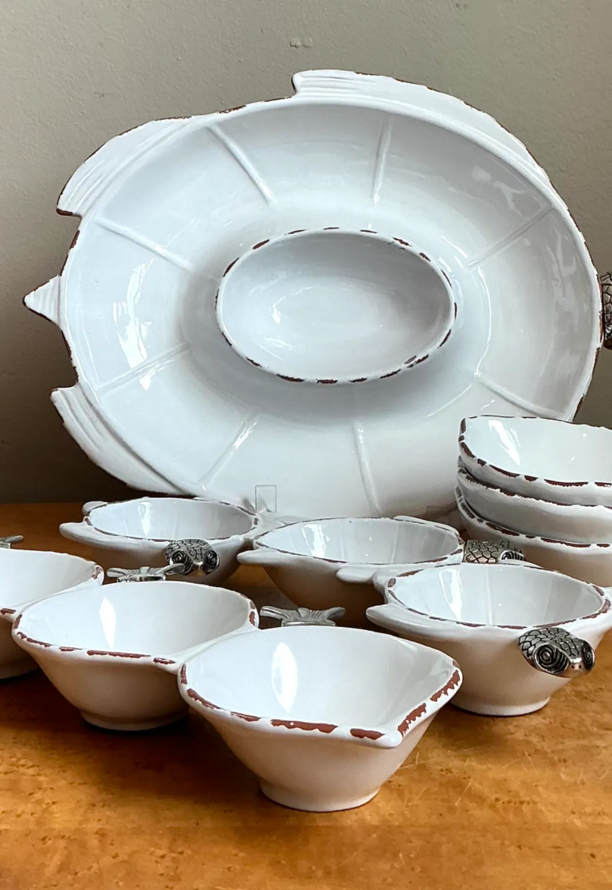 Vintage White Ceramic Fish Motif Serving Set — additional photo 3