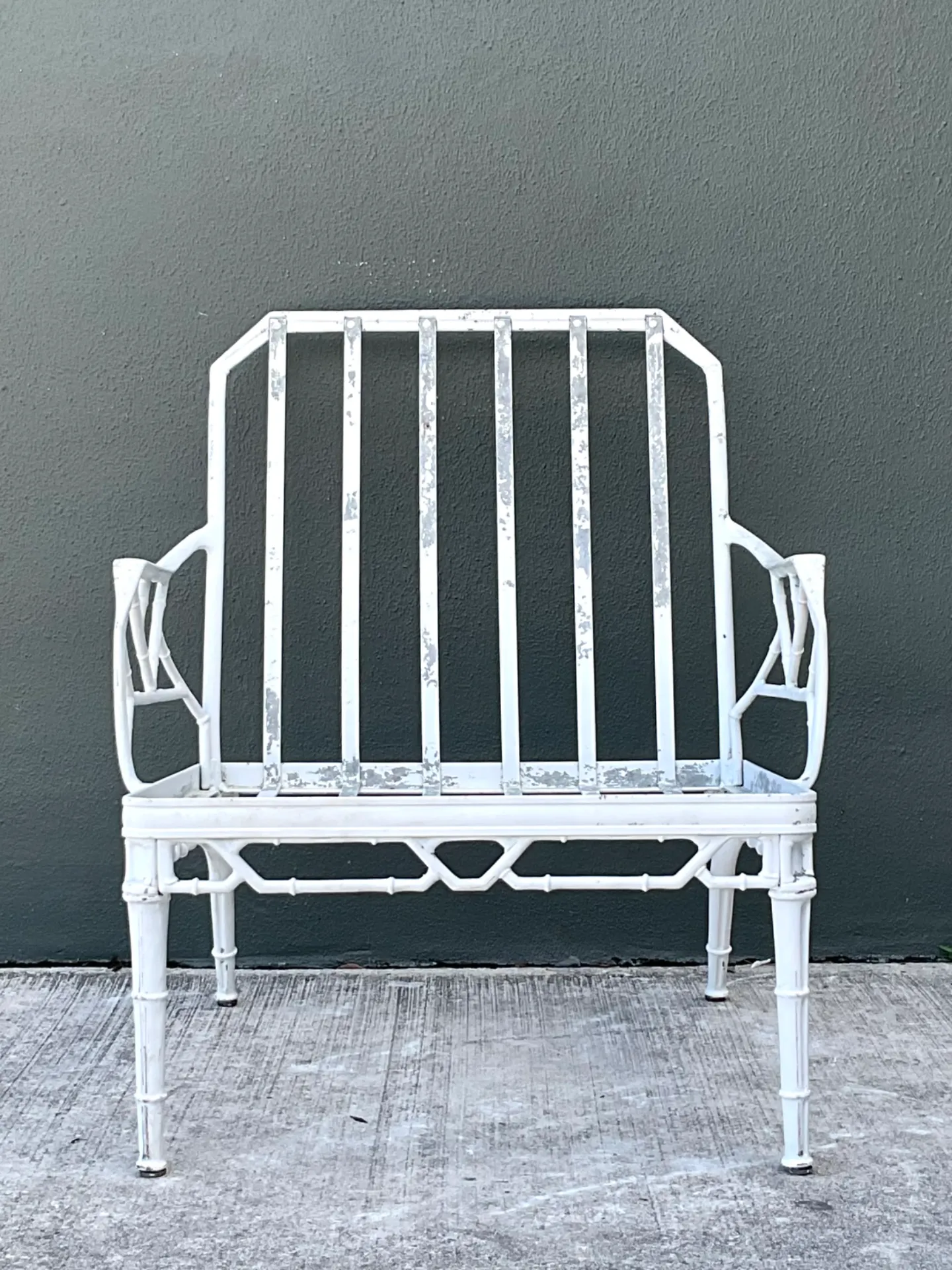 Vintage Brown Jordan “Calcutta” Metal Patio Lounge Chair — additional photo 6