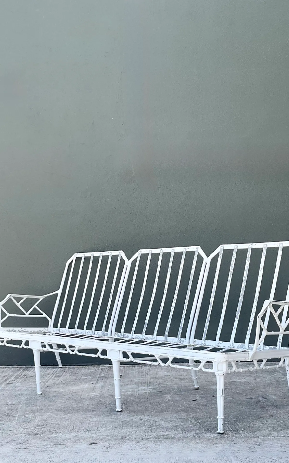 Retro Brown Jordan Metal “Calcutta” Outdoor Sofa — additional photo 2