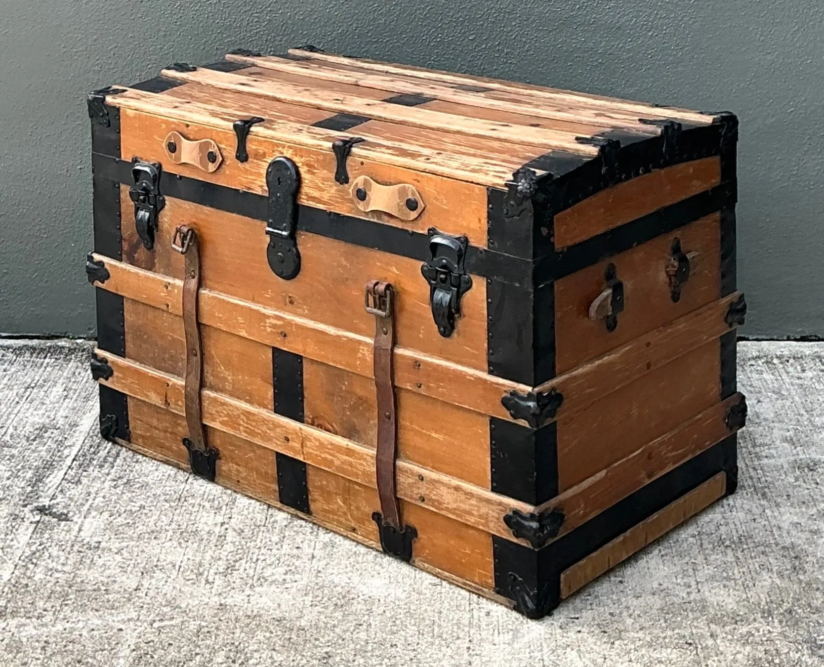 Vintage Wooden Travel Trunk with Metal Accents — additional photo 6