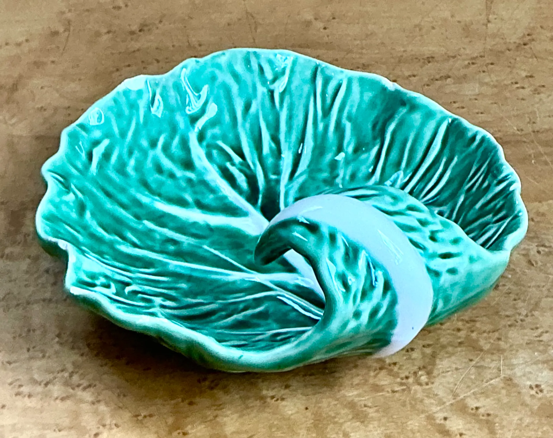 Bordallo Pinheiro Green Cabbage Leaf Ceramic Bowl — additional photo 5