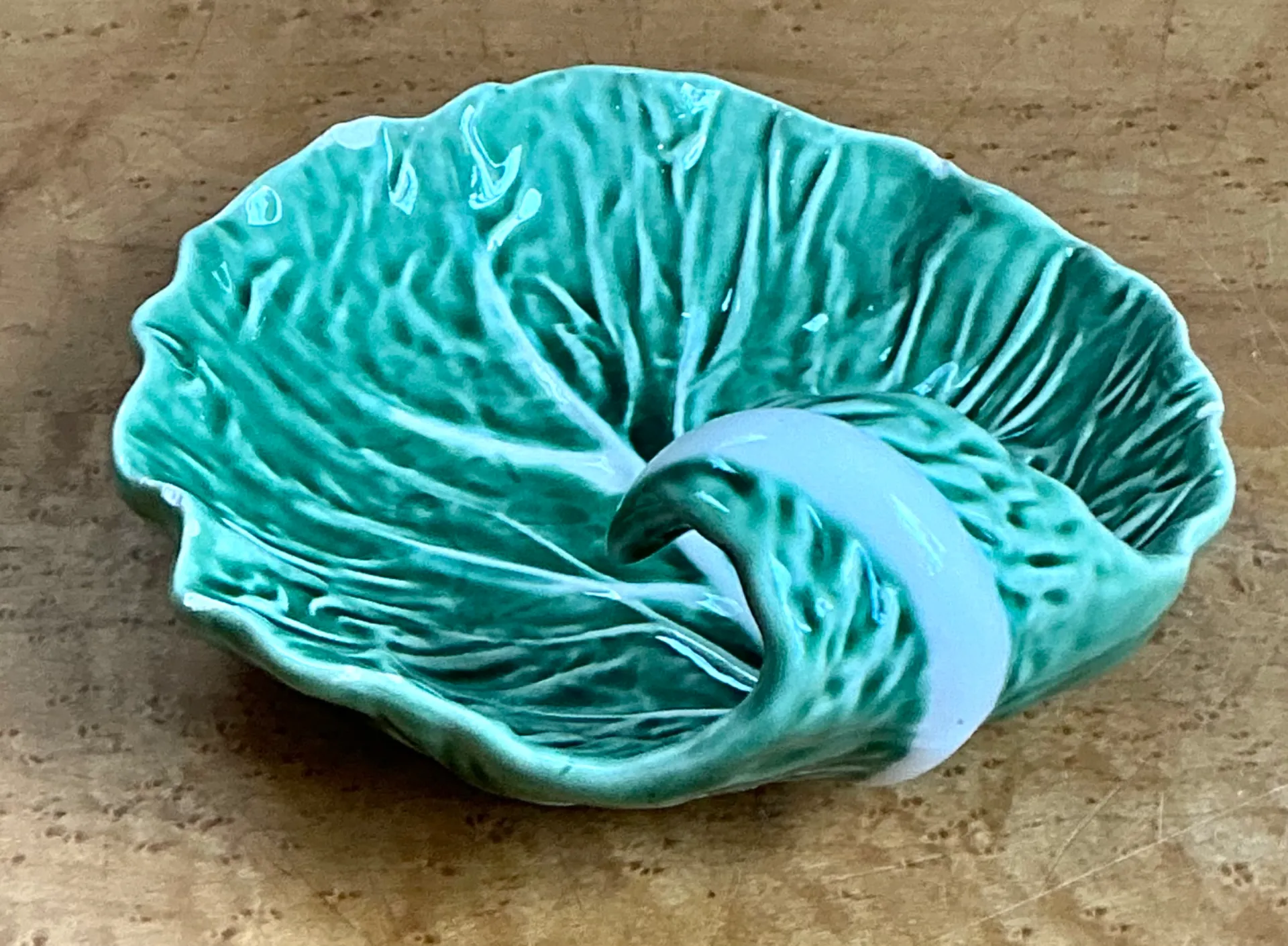 Bordallo Pinheiro Green Cabbage Leaf Ceramic Bowl — additional photo 7