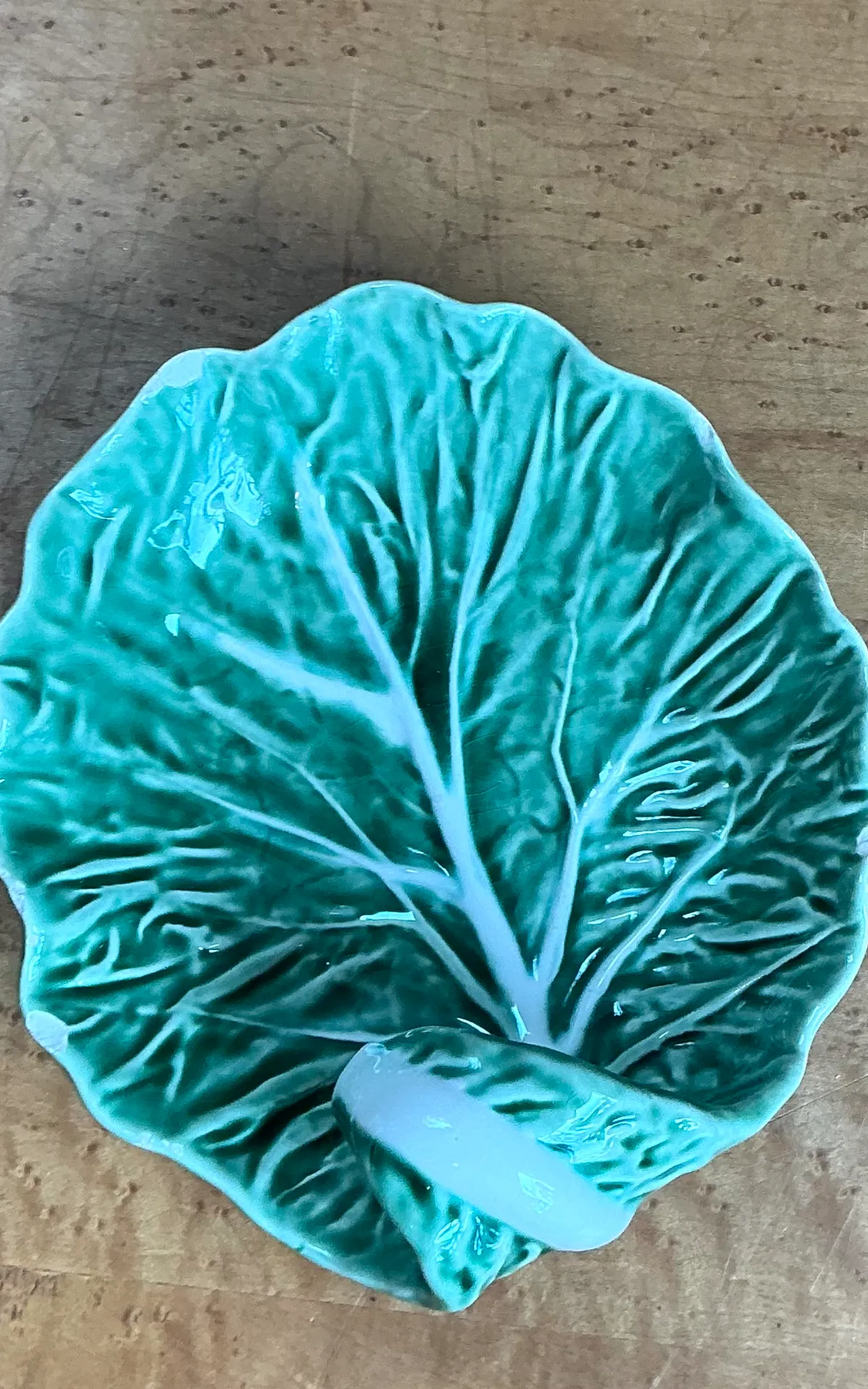 Bordallo Pinheiro Green Cabbage Leaf Ceramic Bowl — additional photo 2
