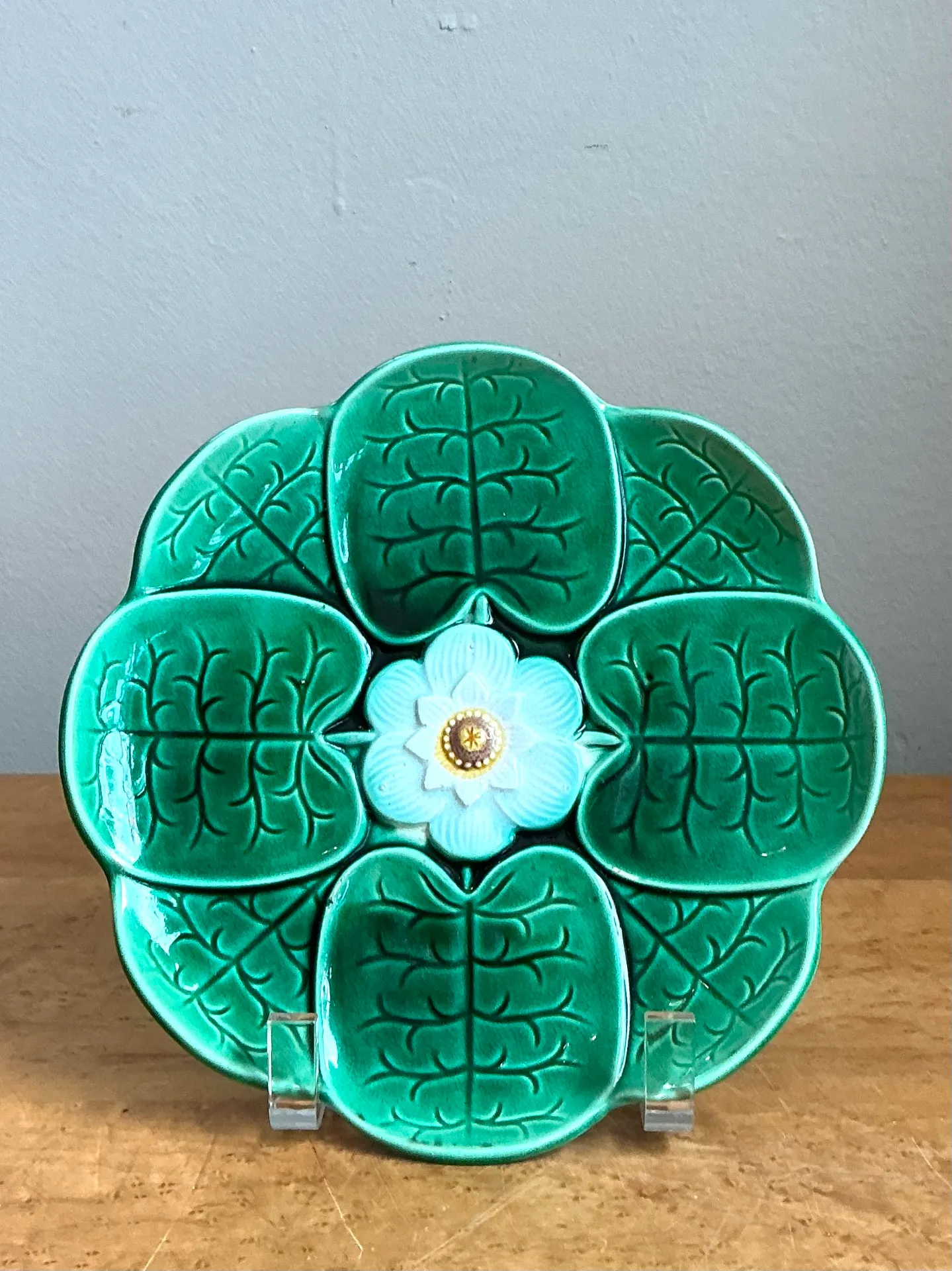Vintage Majolica Lily Pad Plate — additional photo 4