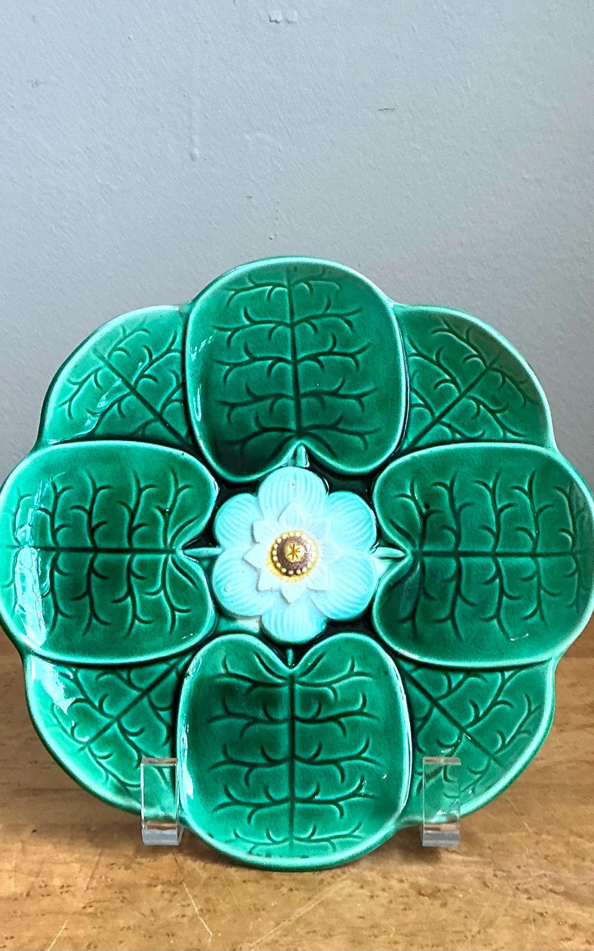 Vintage Majolica Lily Pad Plate — additional photo 4