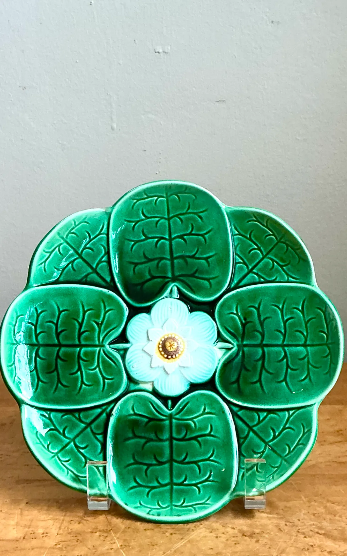 Vintage Majolica Lily Pad Plate — additional photo 2