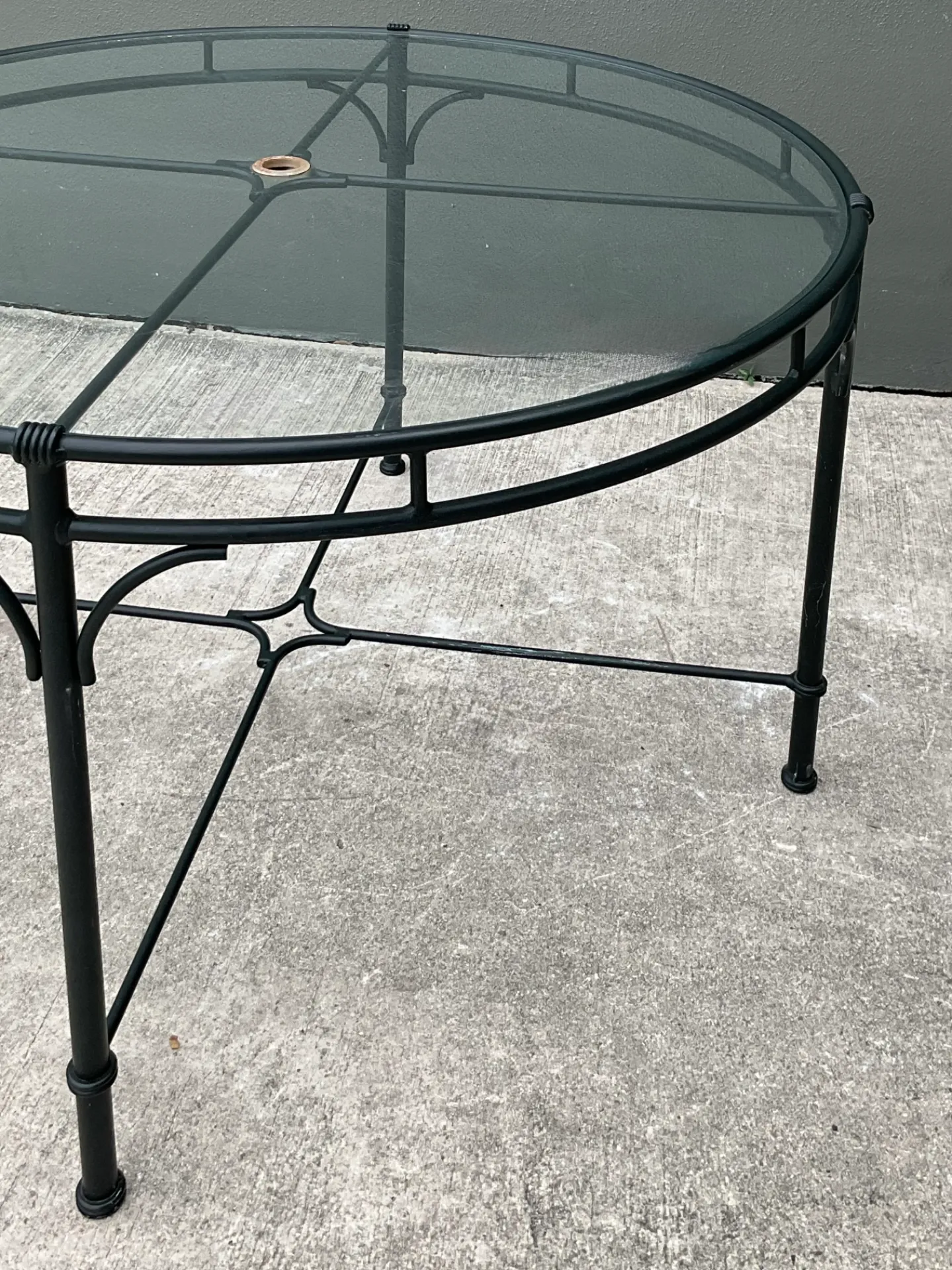 Vintage Brown Jordan “Florentine” Cast Aluminum Outdoor Dining Table — additional photo 4