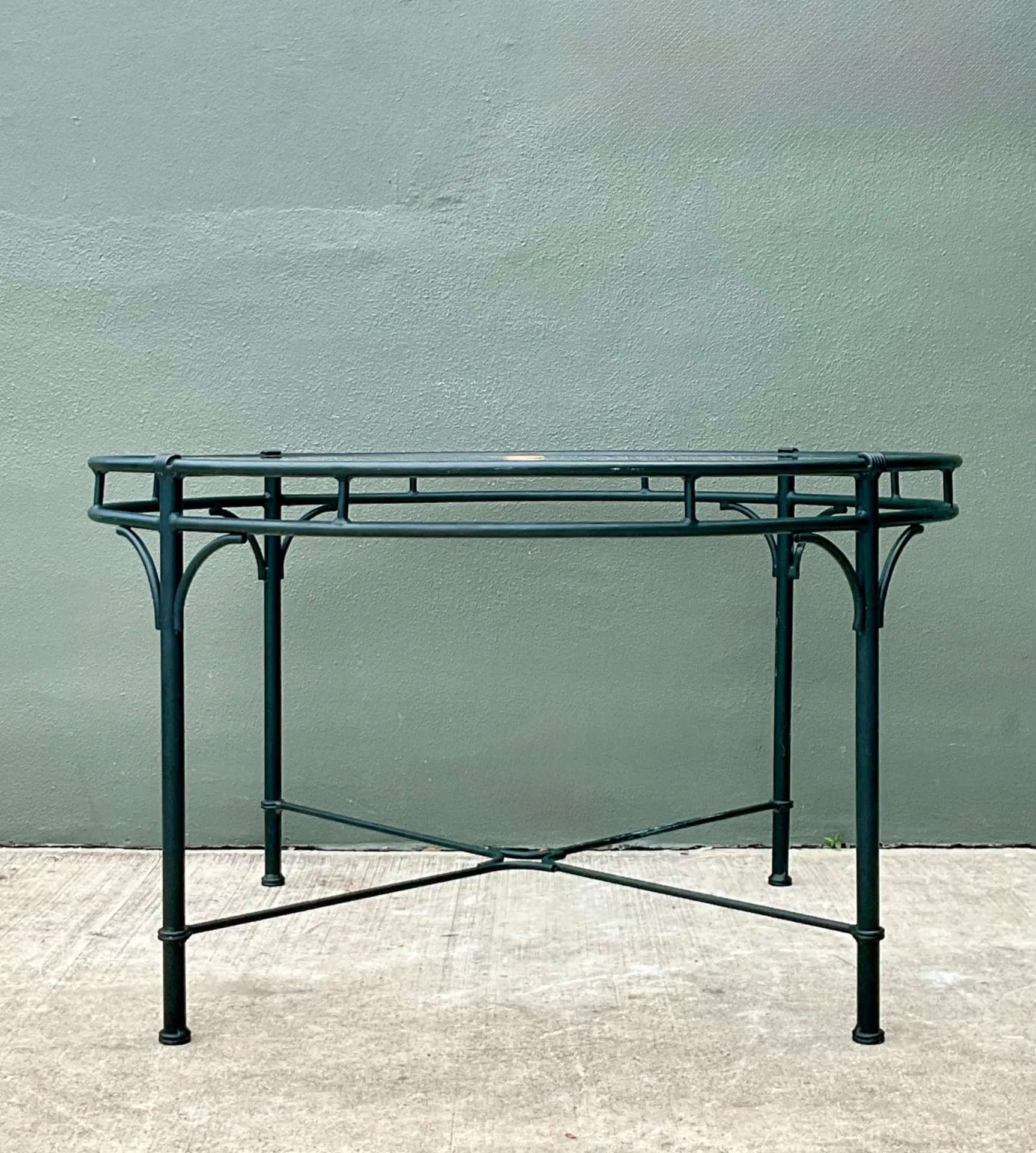 Vintage Brown Jordan “Florentine” Cast Aluminum Outdoor Dining Table — additional photo 5