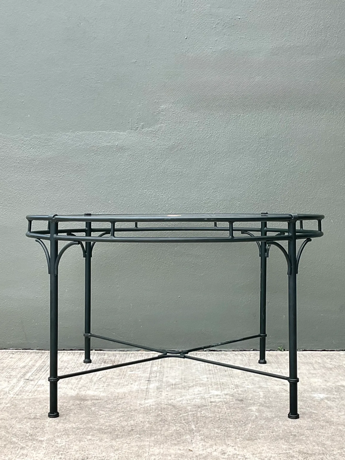 Vintage Brown Jordan “Florentine” Cast Aluminum Outdoor Dining Table — additional photo 3
