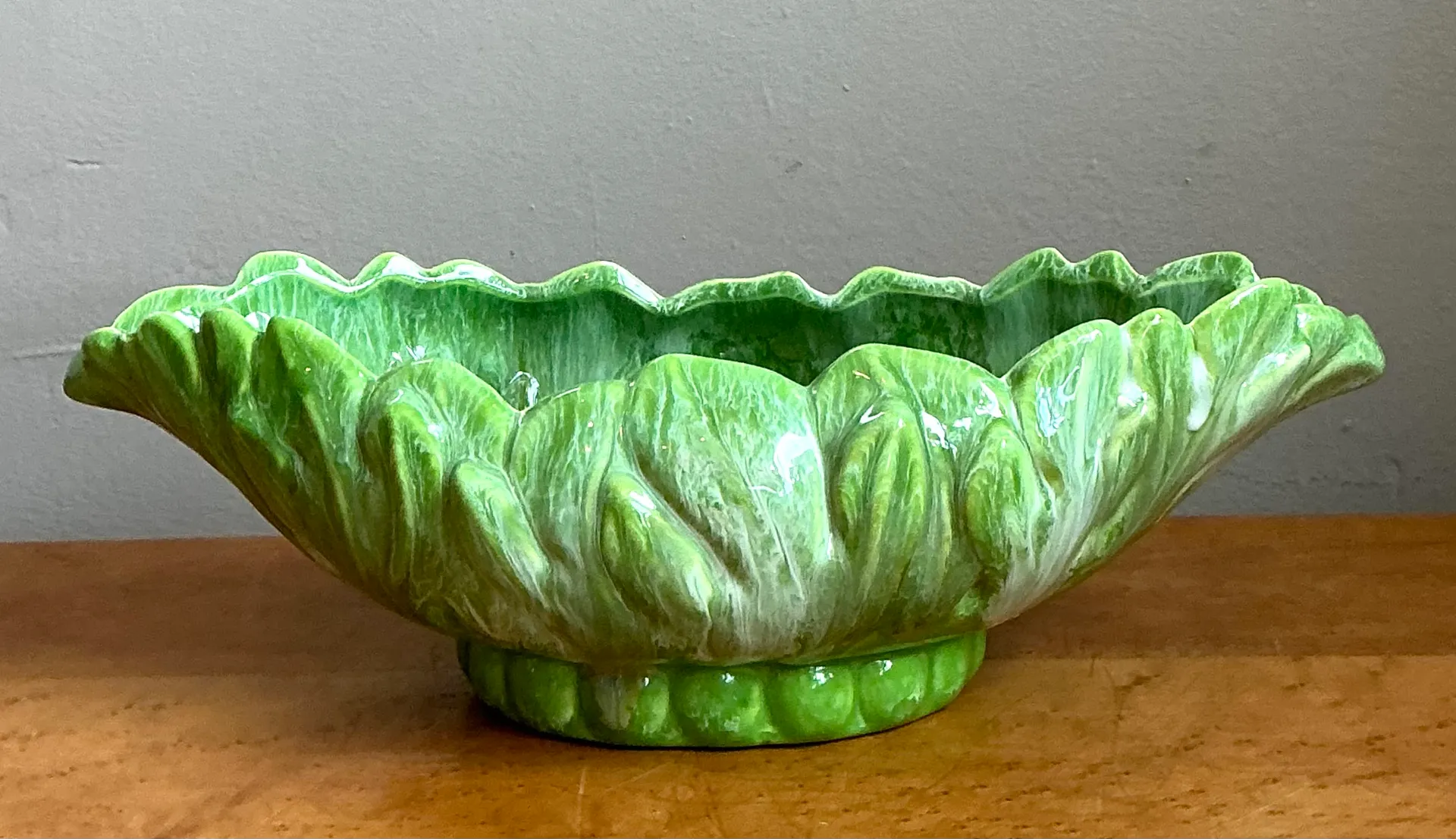 Vintage Green Portuguese Ceramic Decorative Bowl — additional photo 3