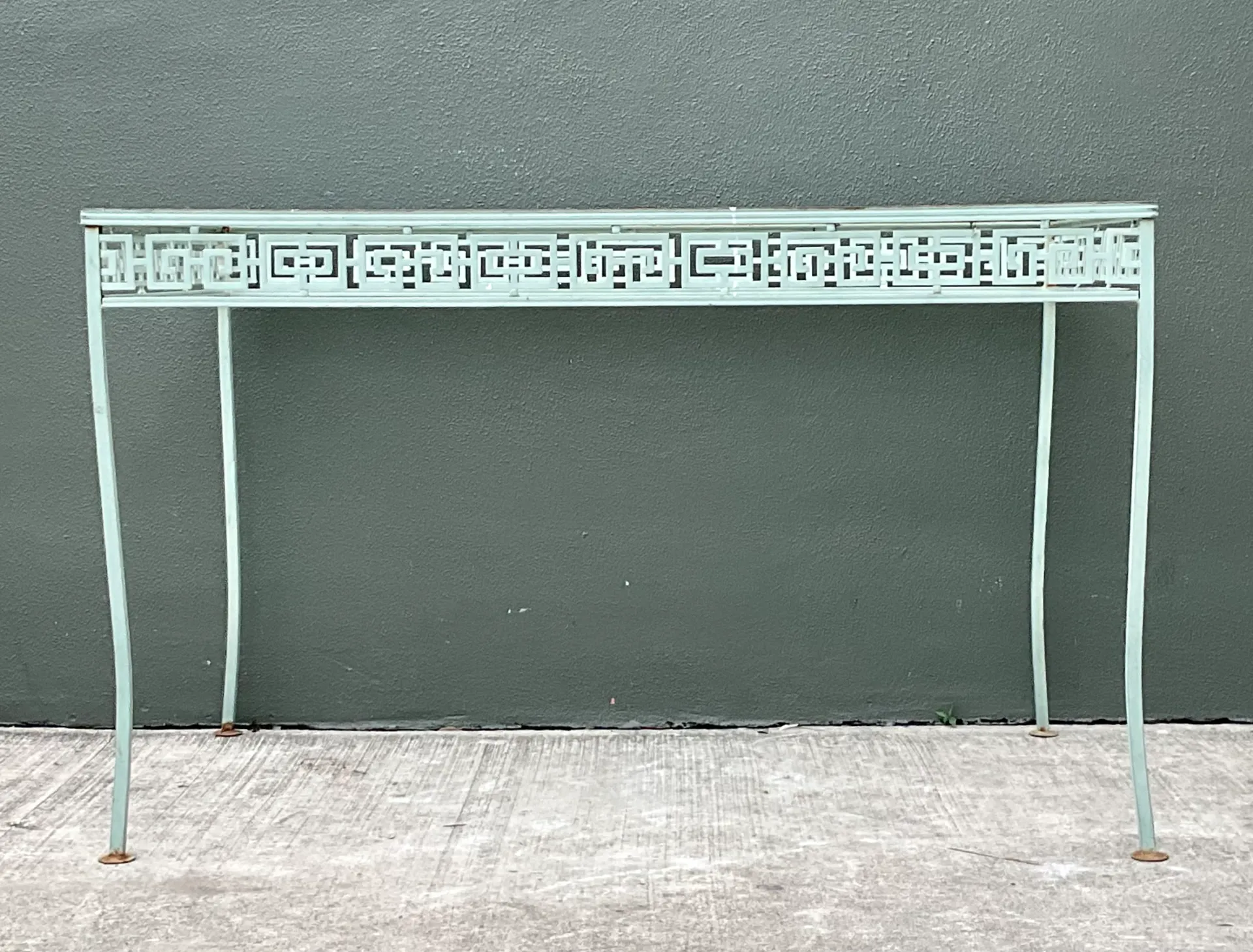 Vintage Meadowcraft Outdoor Dining Table with Greek Key Pattern — additional photo 5