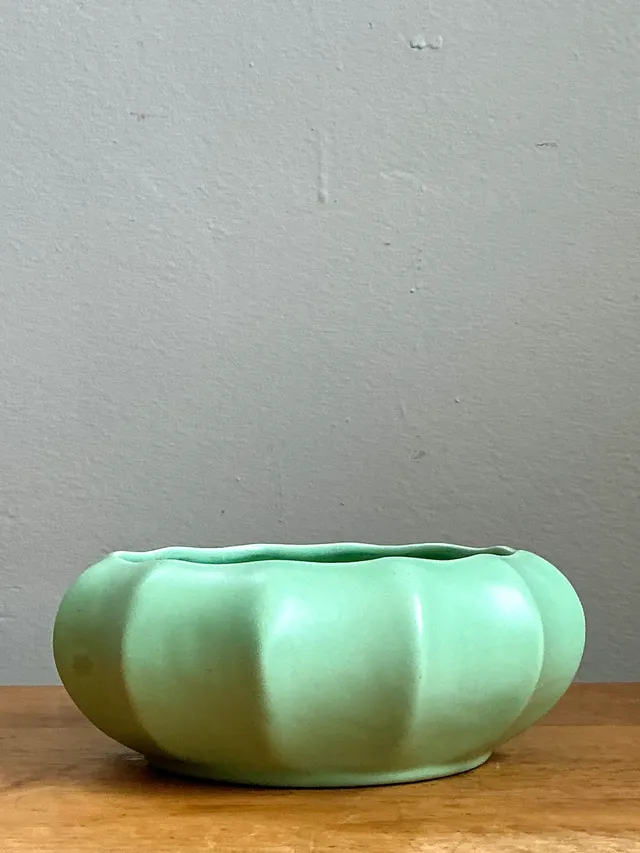 Vintage Haeger Sculptural Ceramic Bowl — additional photo 1