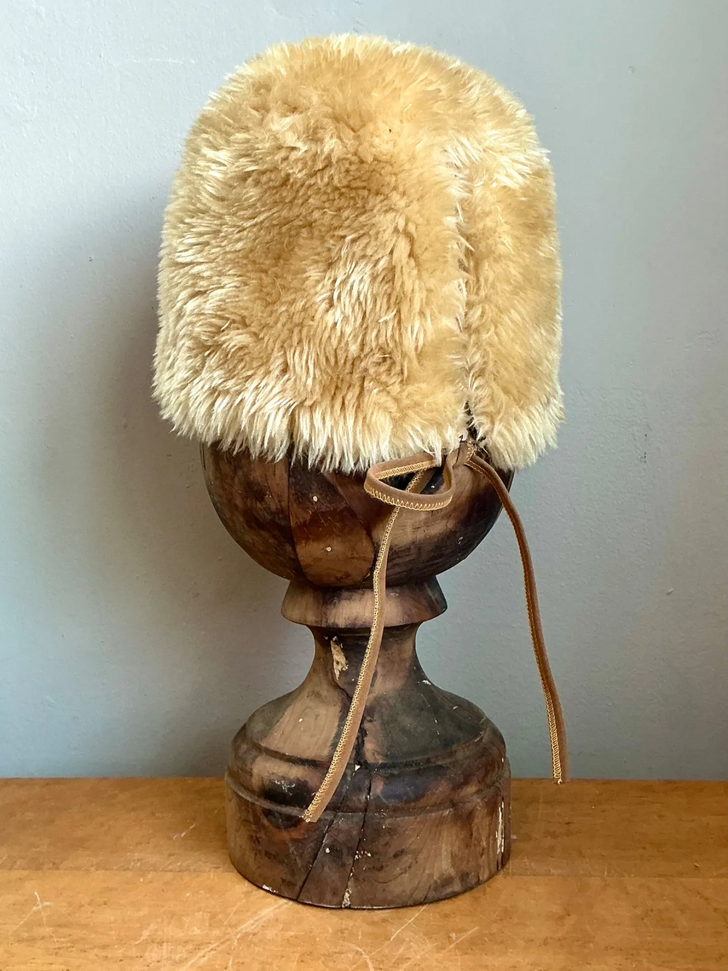 Vintage Faux Fur Hat With Leather Tie — additional photo 6