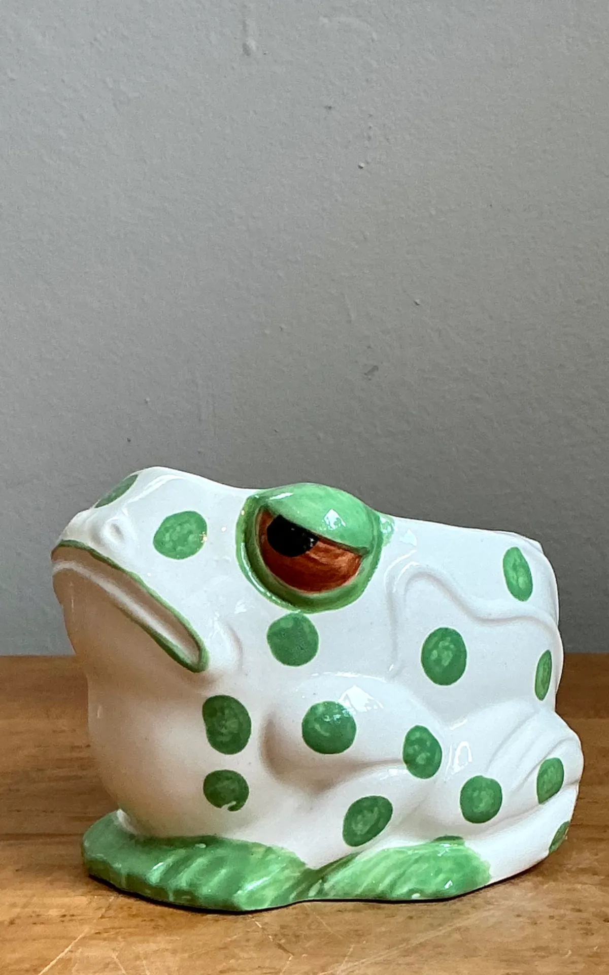 Vintage Green Polka Dot Frog Planter