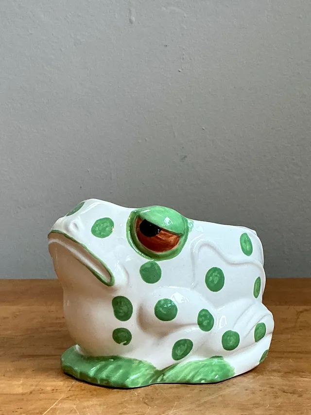 Vintage Green Polka Dot Frog Planter — additional photo 1