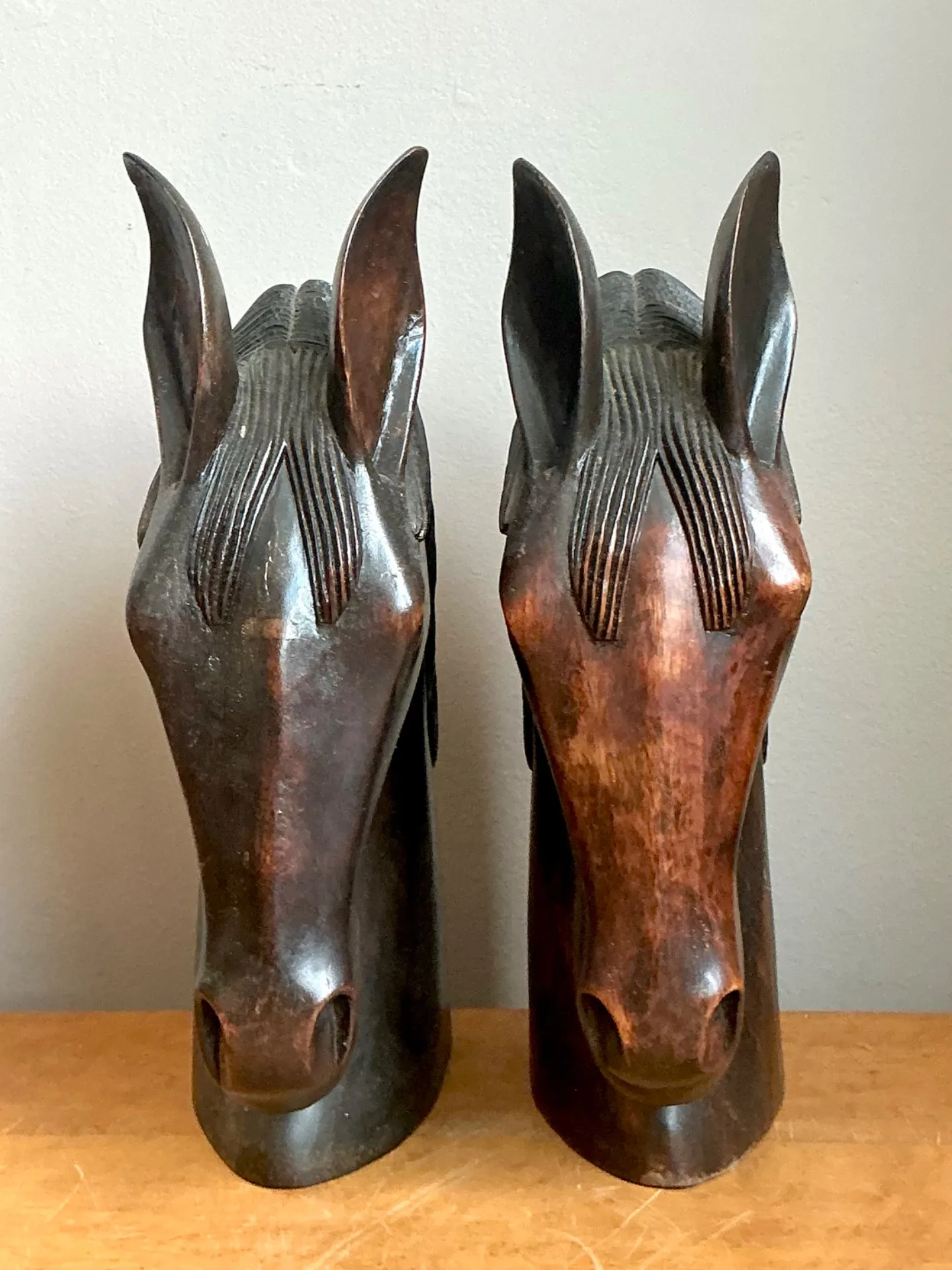 Vintage Carved Wood Horse Head Sculptures - Pair — additional photo 5