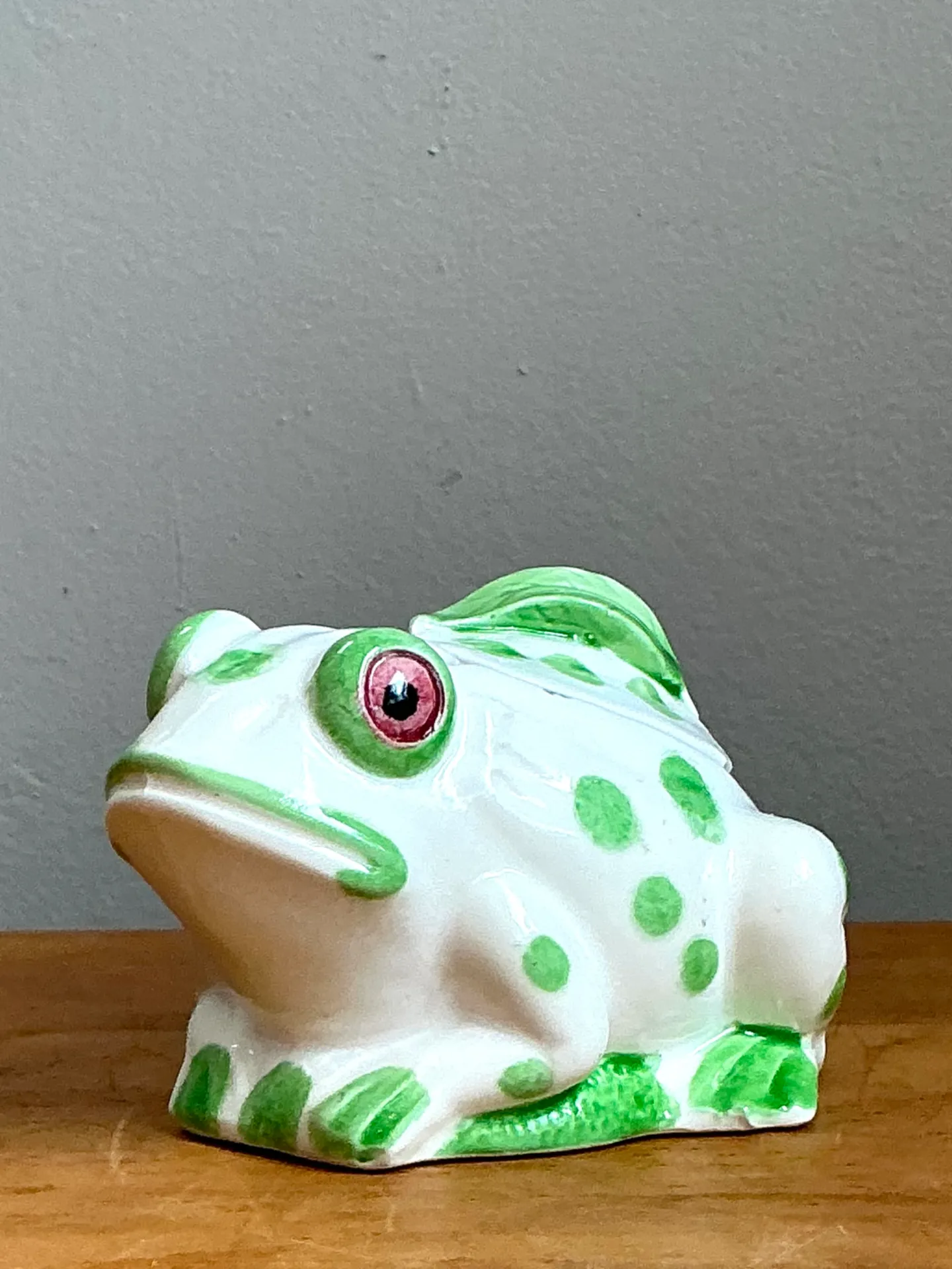 Vintage White and Green Frog Ceramic Sugar Bowl — additional photo 8