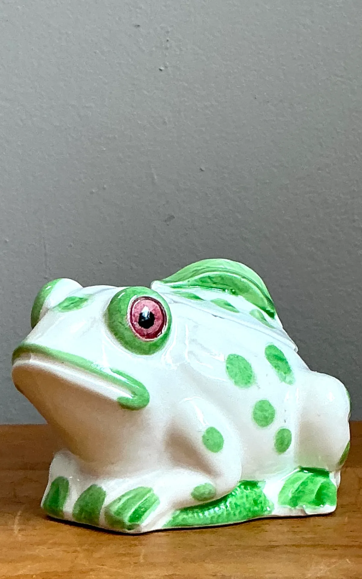 Vintage White and Green Frog Ceramic Sugar Bowl — additional photo 8