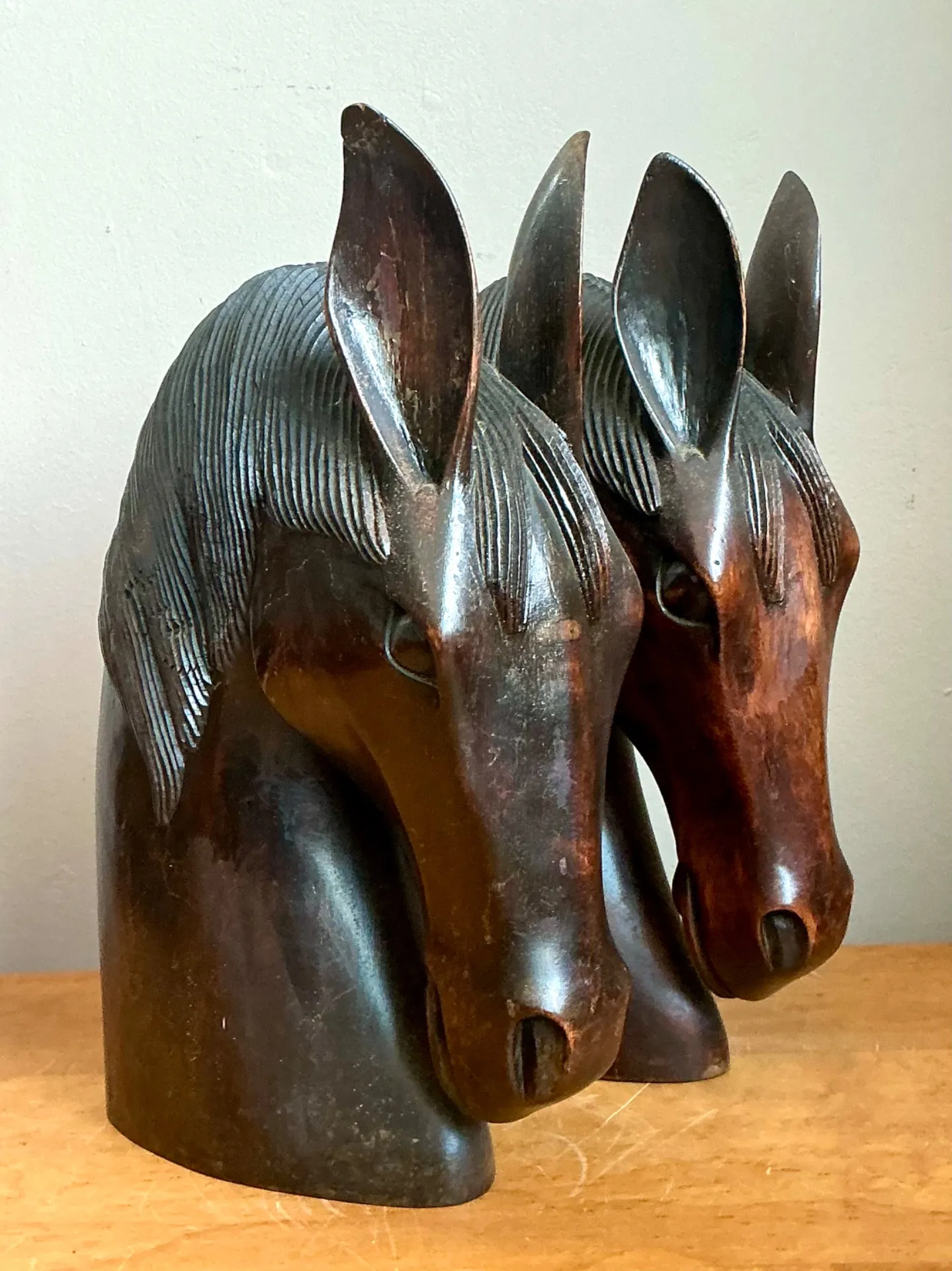 Vintage Carved Wood Horse Head Sculptures - Pair — additional photo 2