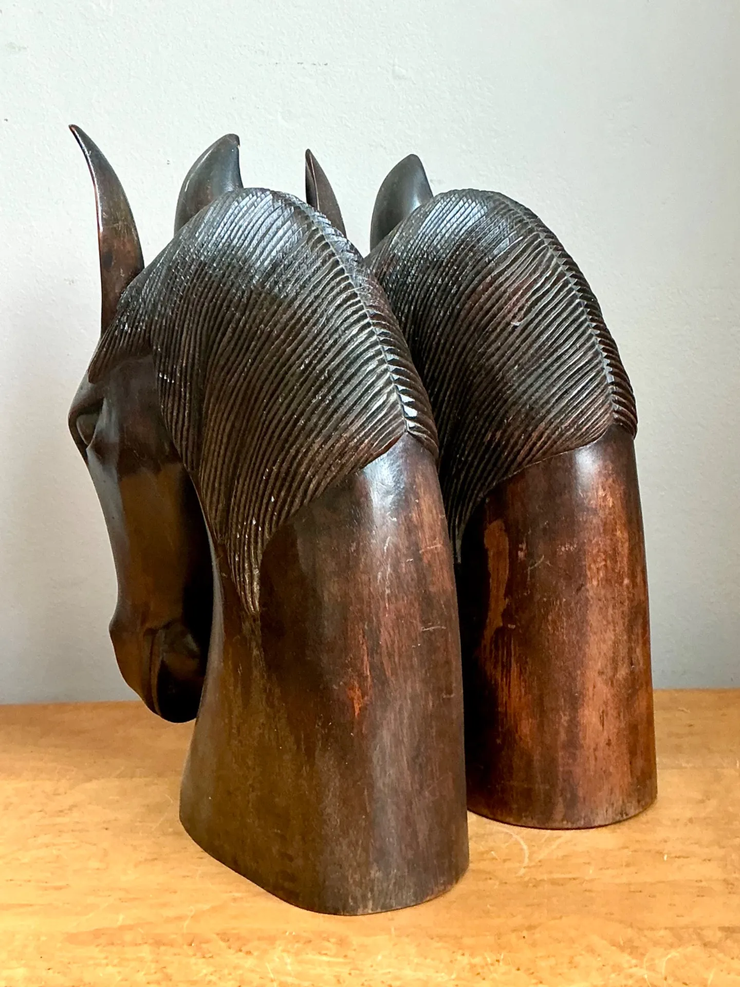 Vintage Carved Wood Horse Head Sculptures - Pair — additional photo 8