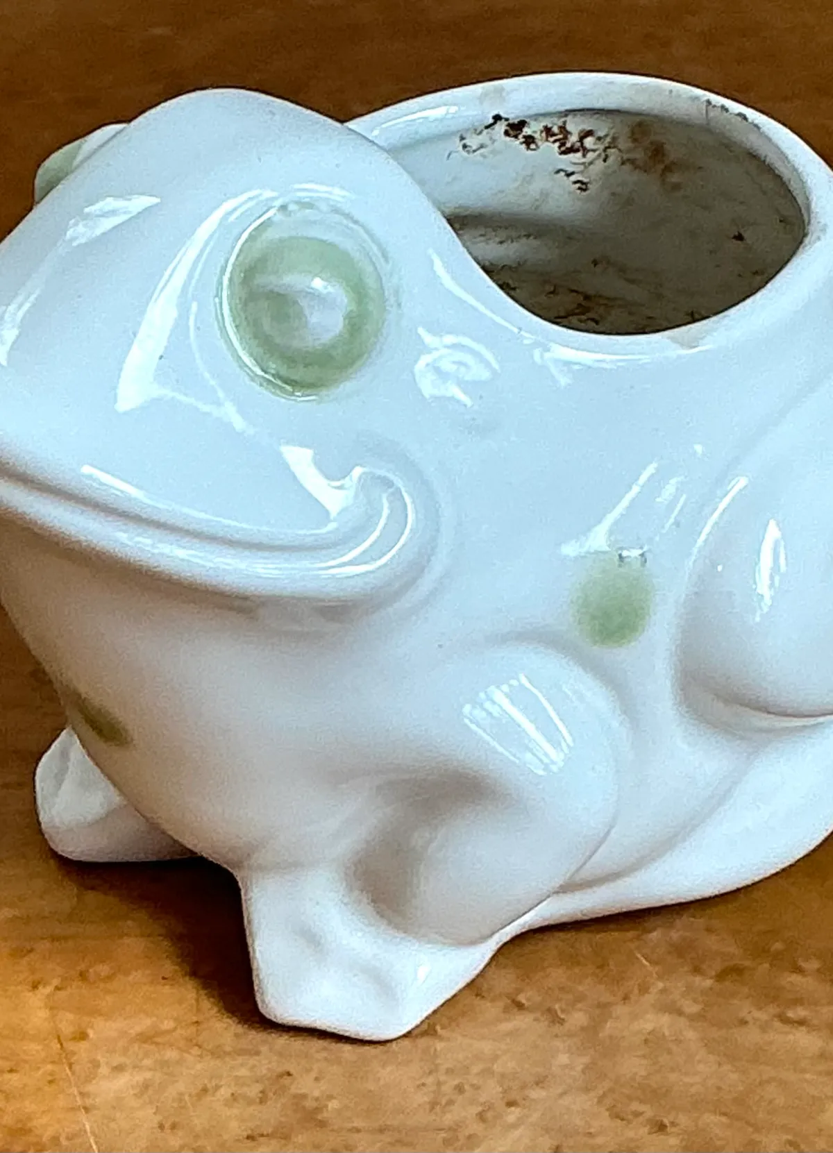 Vintage White Frog Ceramic Planter — additional photo 5