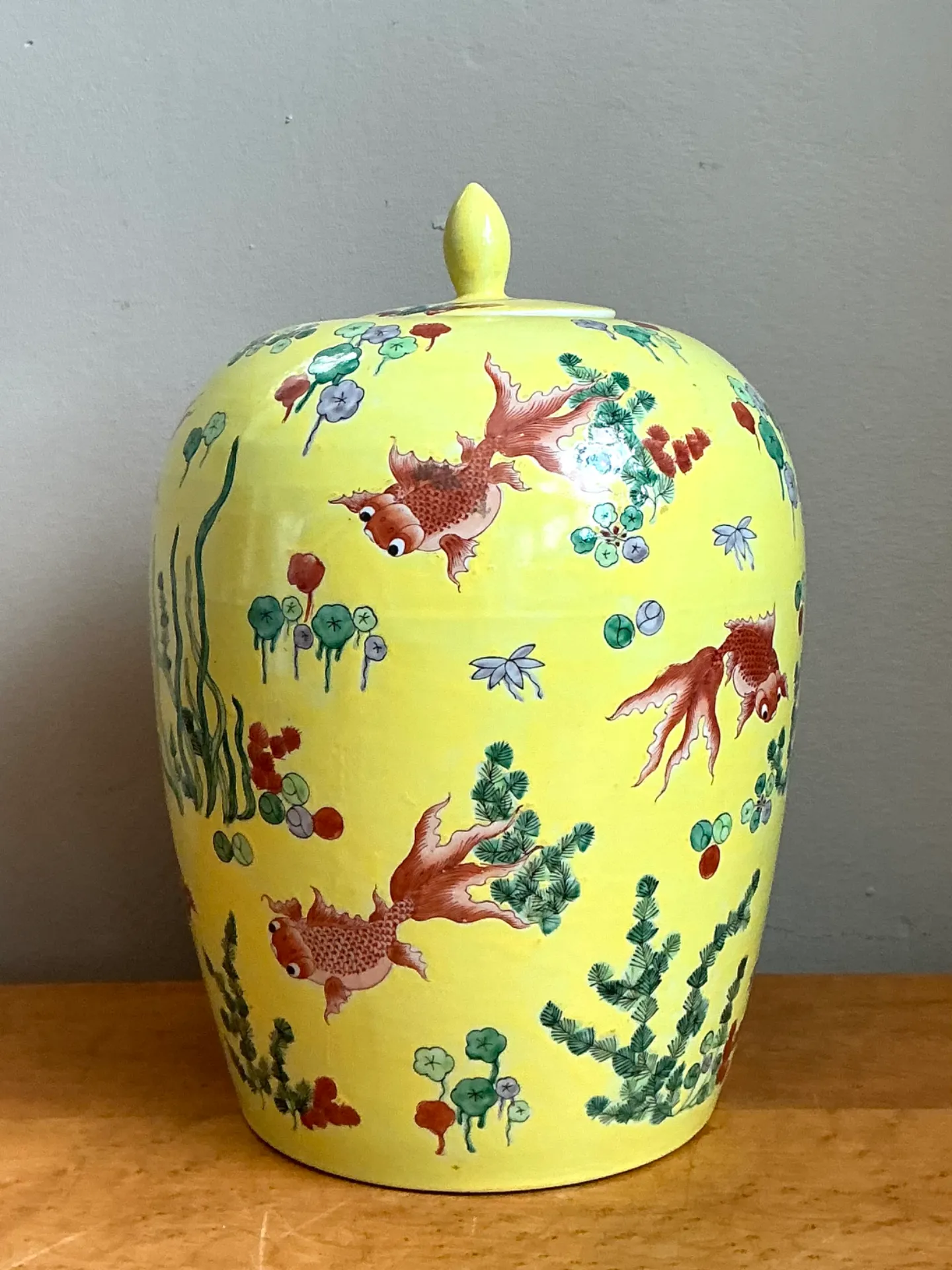 Vintage Yellow Ceramic Fish Motif Jar — additional photo 5