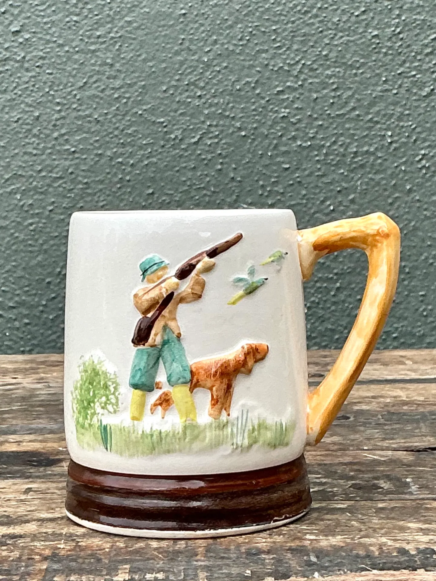 Vintage Hand-Painted Keele St Pottery Hunting Scene Ceramic Mug — additional photo 2