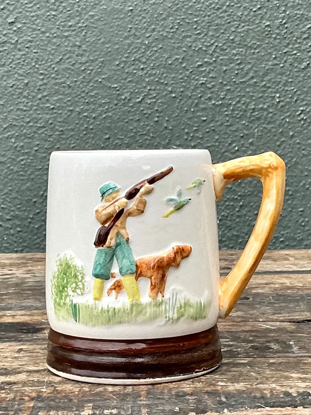 Vintage Hand-Painted Keele St Pottery Hunting Scene Ceramic Mug — additional photo 2