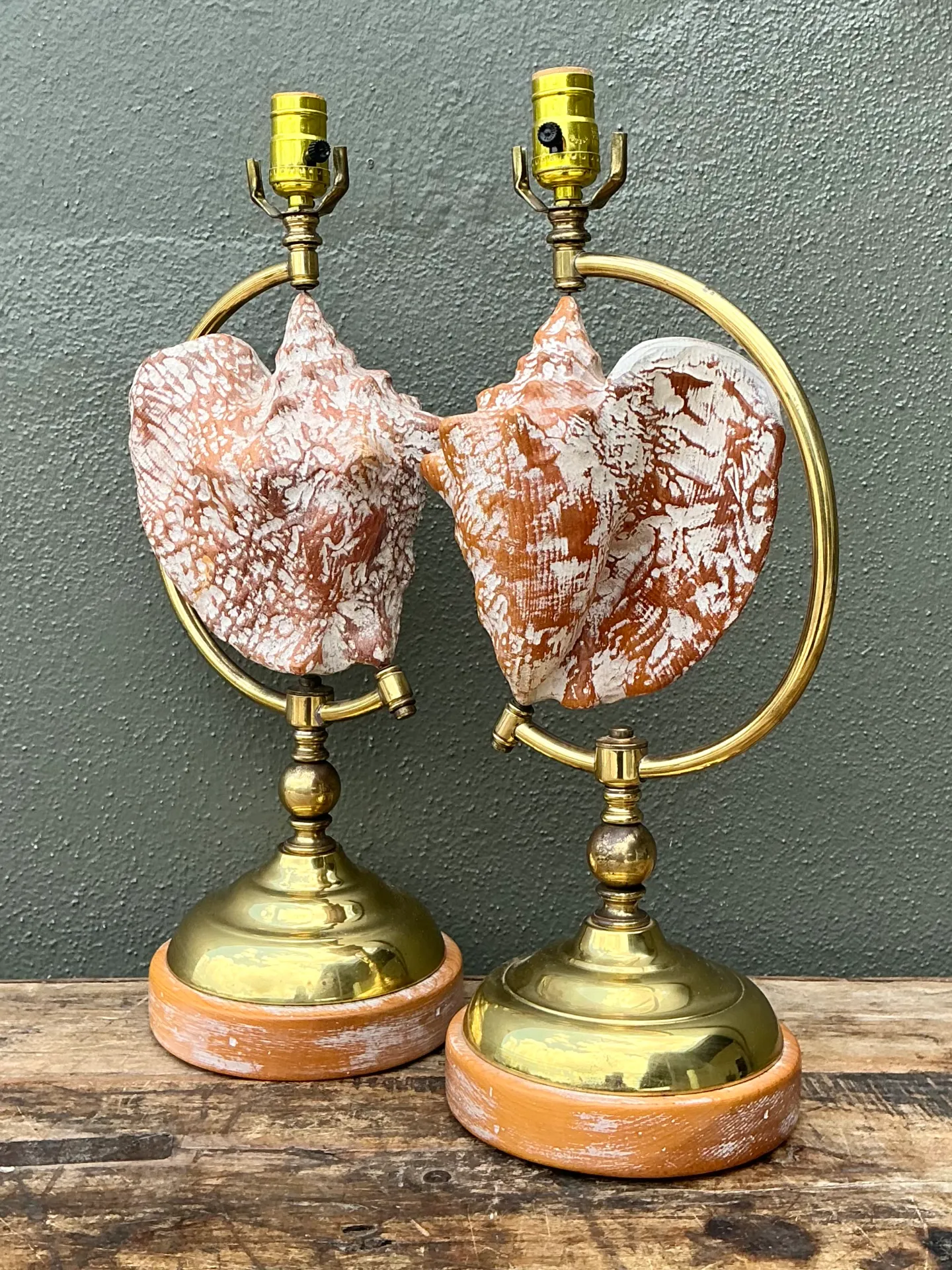 Vintage Brass and Wood Shell Lamps - Pair — additional photo 1