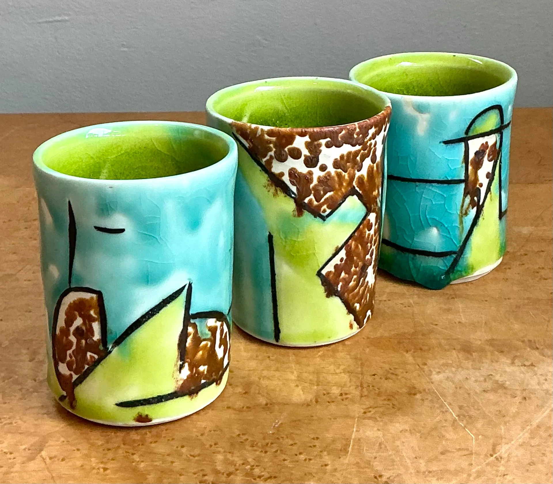 Vintage Hand-Painted Ceramic Cups — additional photo 3