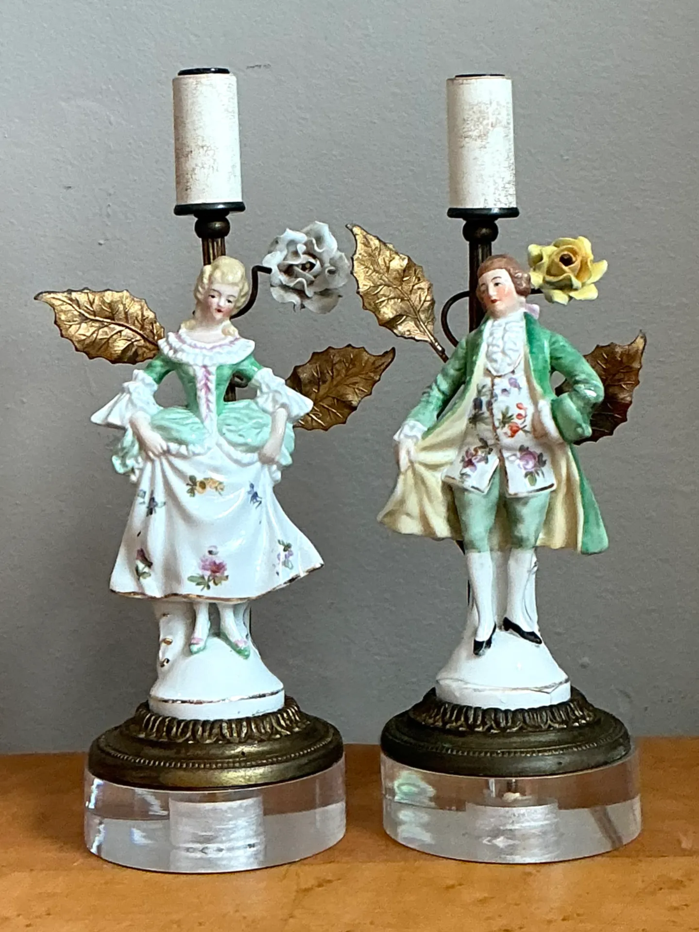 Vintage Lucite Base Porcelain Figurine Lamps — additional photo 4
