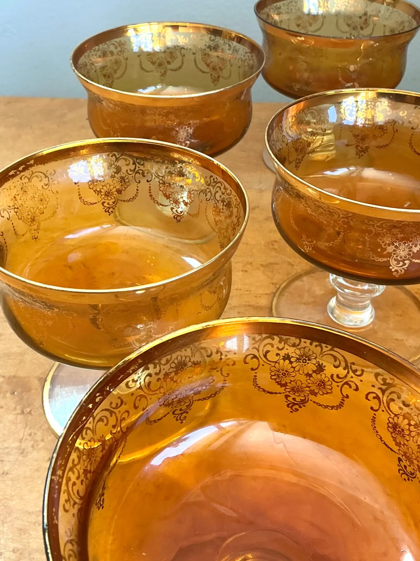 Vintage Amber Floral Glass Coupes - Set of 8 — additional photo 7