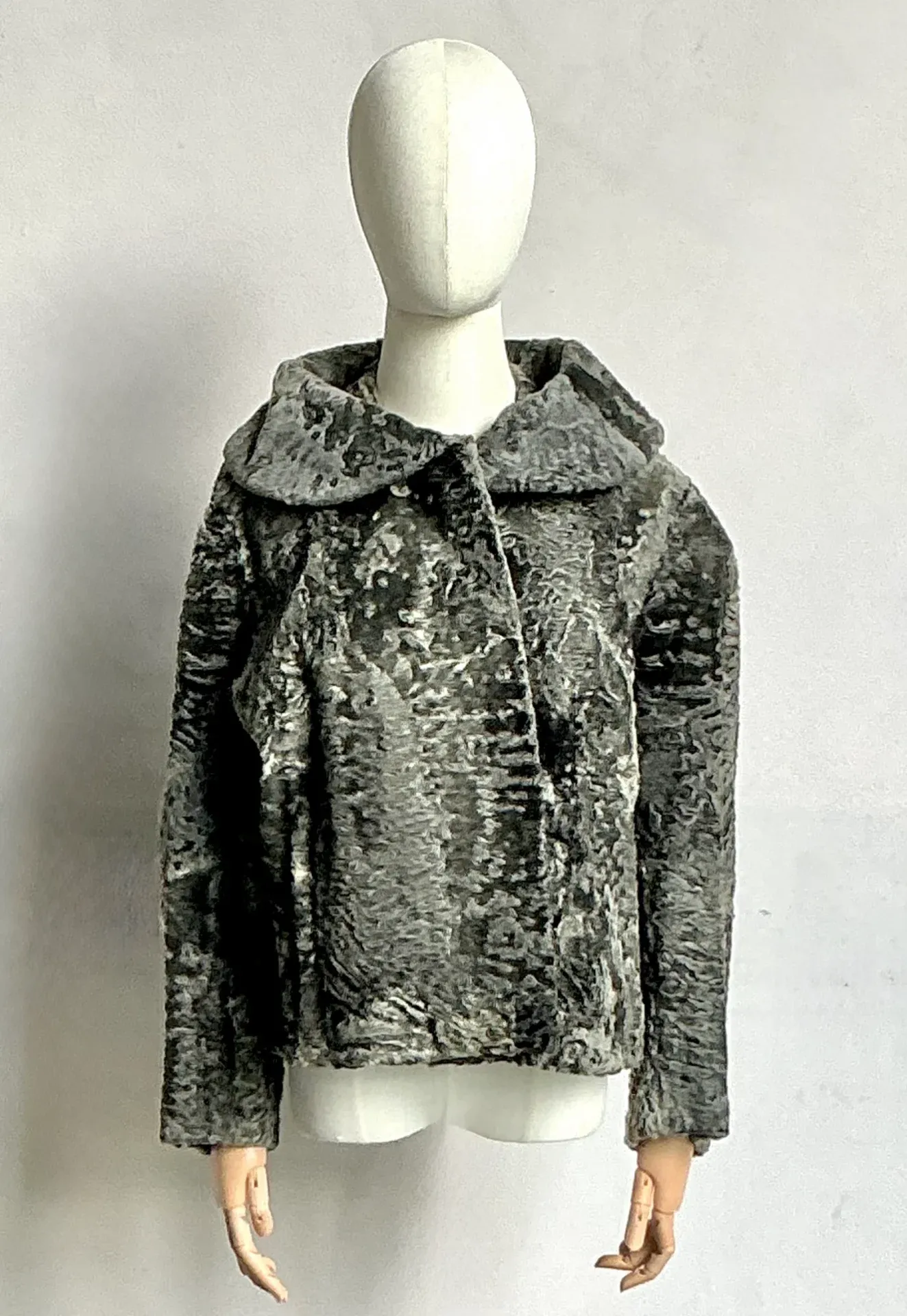 Vintage Textured Cropped Lamb Jacket — additional photo 6