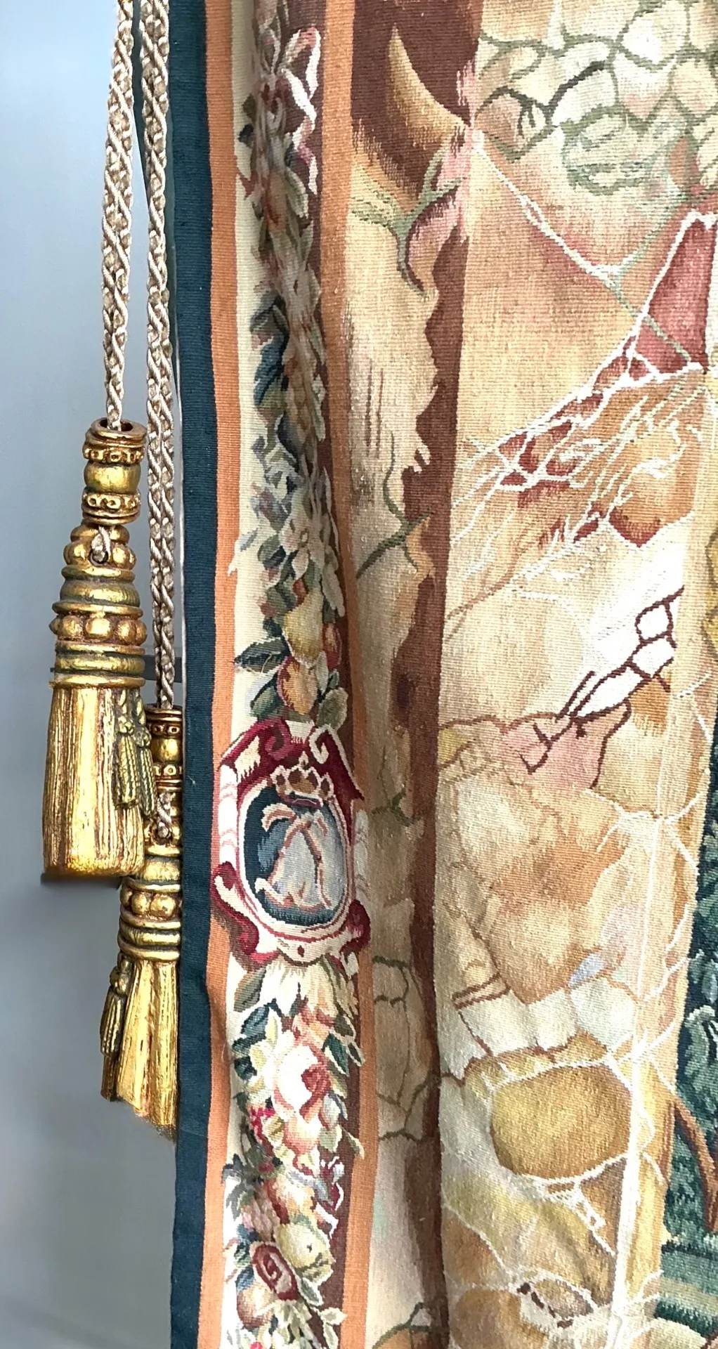 Vintage “Chateau Bellevue” Tapestry from Tenture Des Maisons Royals — additional photo 8