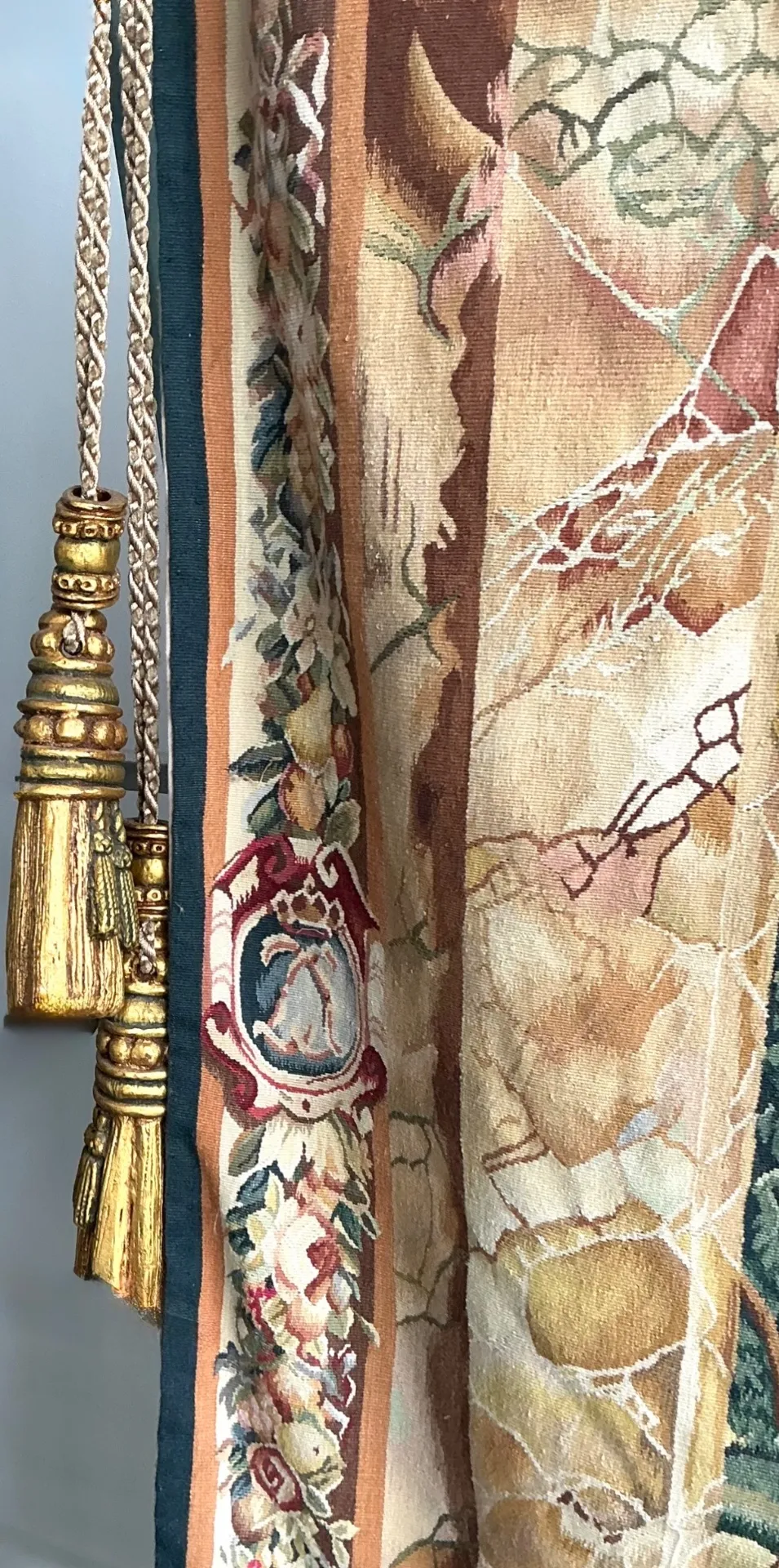 Vintage “Chateau Bellevue” Tapestry from Tenture Des Maisons Royals — additional photo 1