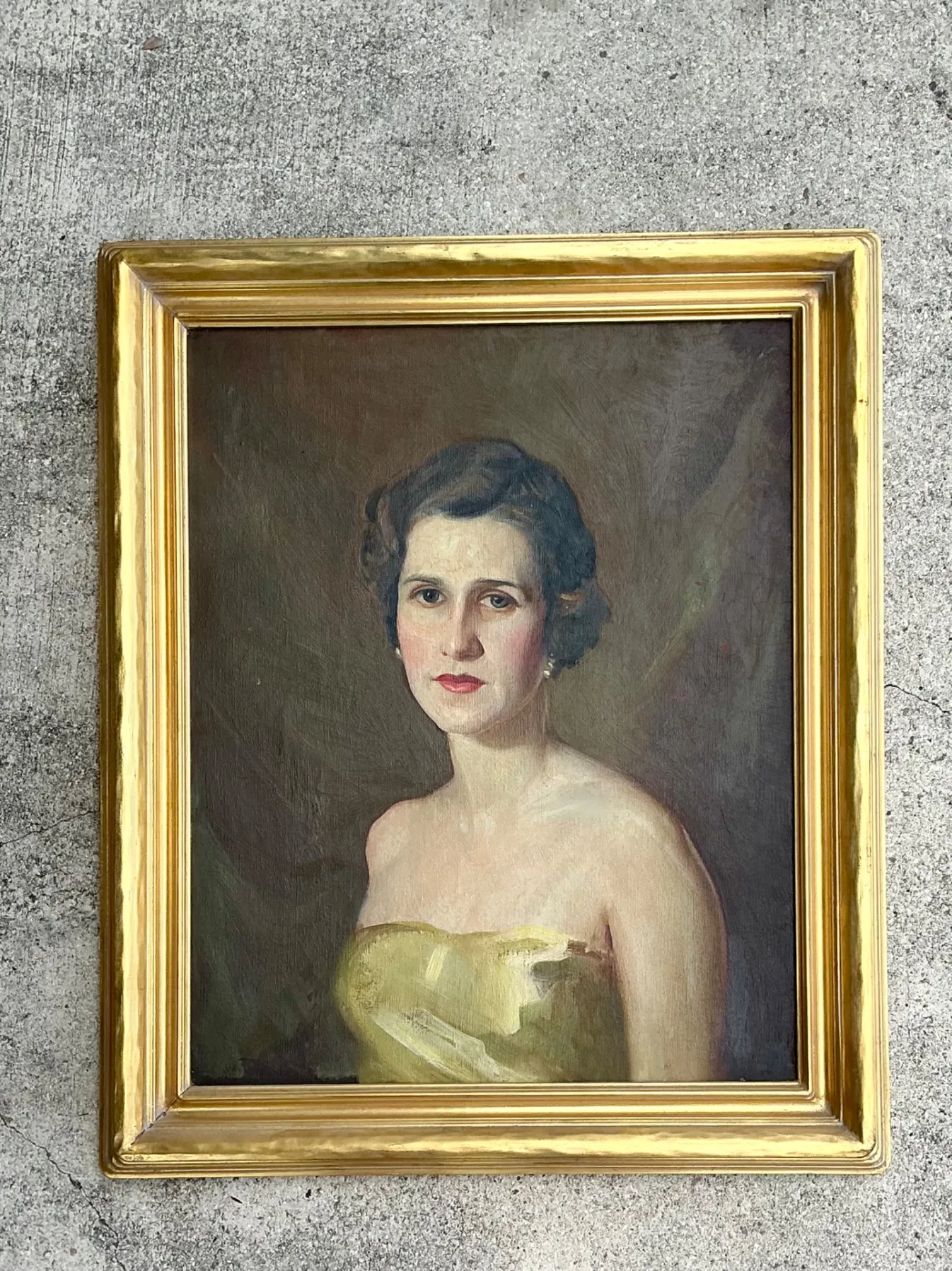 Vintage Oil Portrait of Woman in Gold Dress — additional photo 2