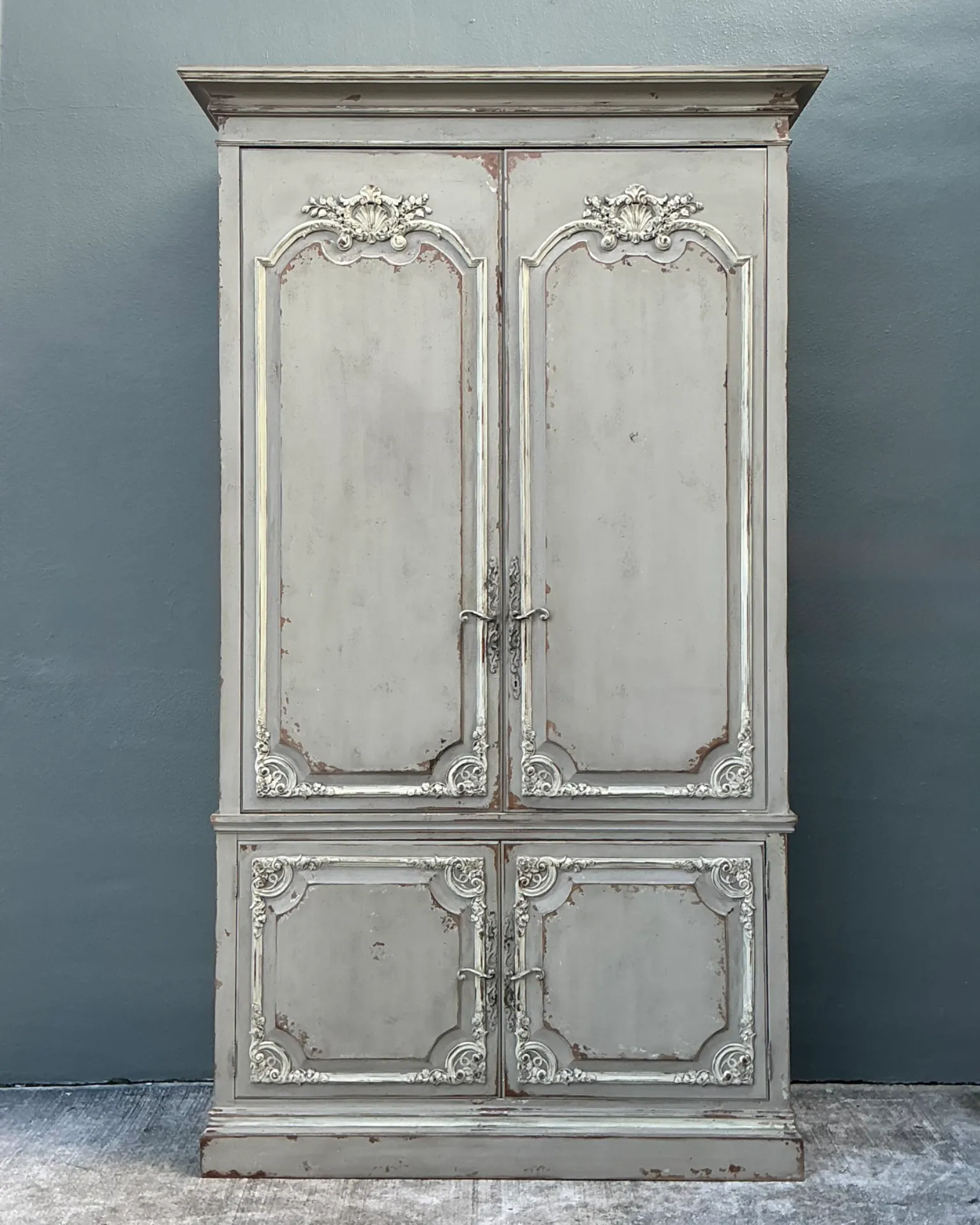 Habersham Vintage Gray Distressed Armoire — additional photo 2
