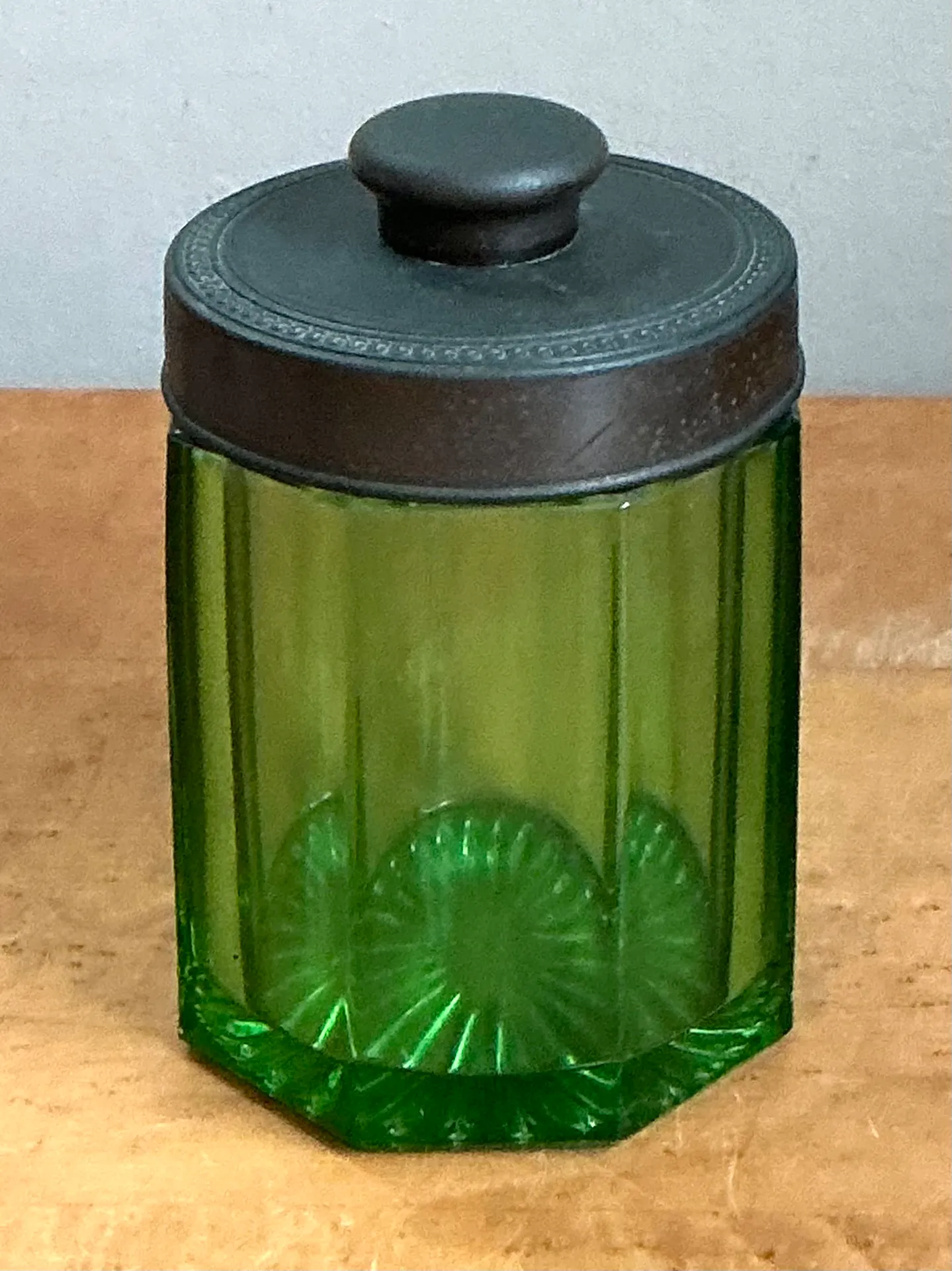 Vintage Octagonal Green Glass Canister — additional photo 3