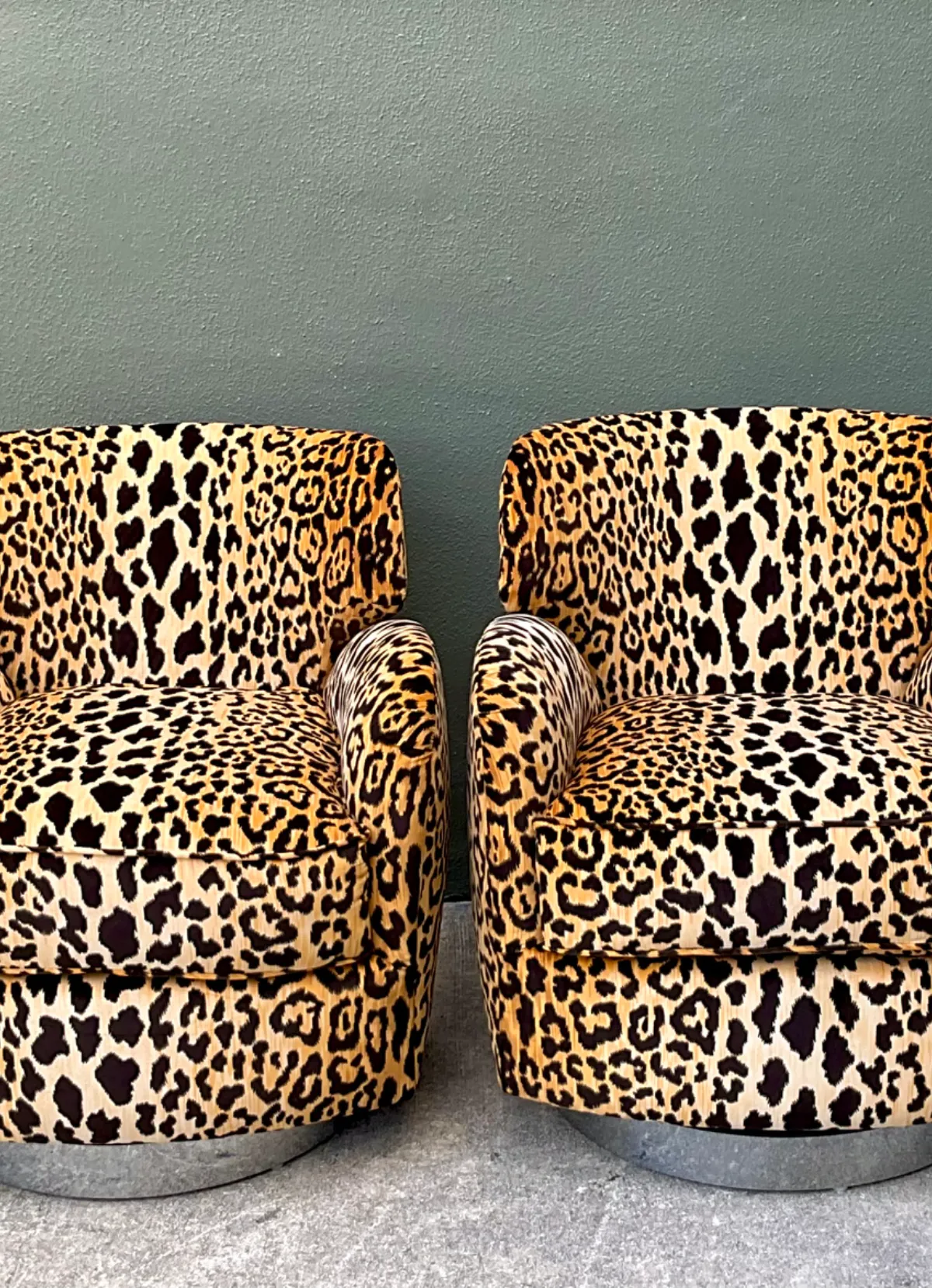 Vintage Leopard Print Velvet Swivel Chairs - A Pair — additional photo 8