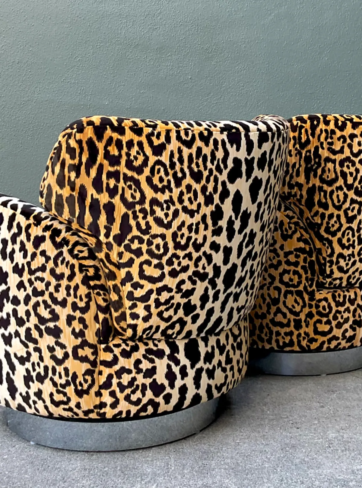 Vintage Leopard Print Velvet Swivel Chairs - A Pair — additional photo 4