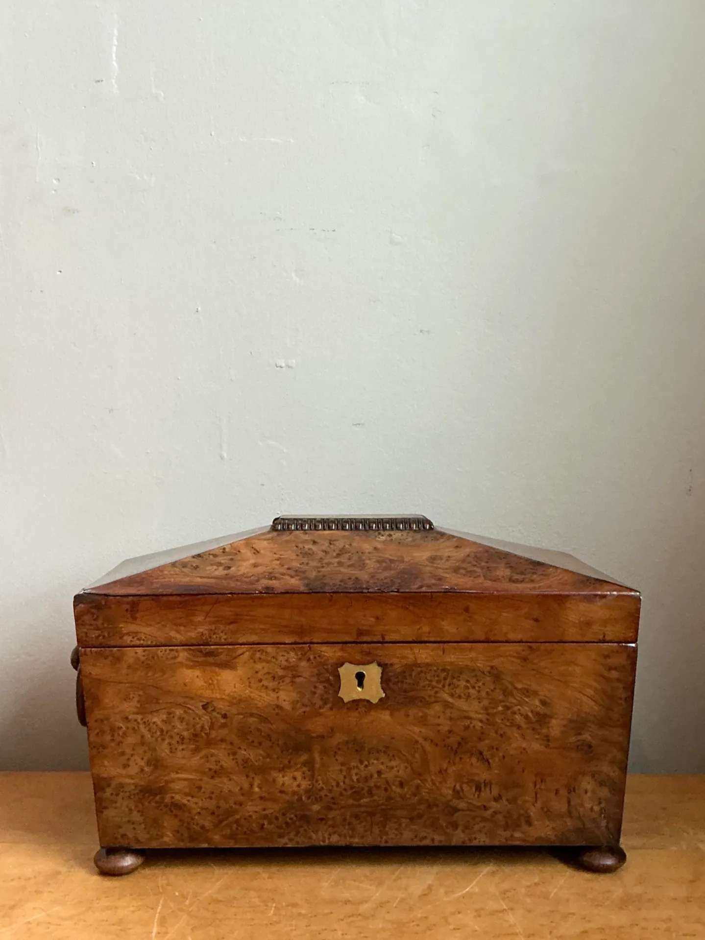 Vintage Burl and Brass Decorative Box — additional photo 2