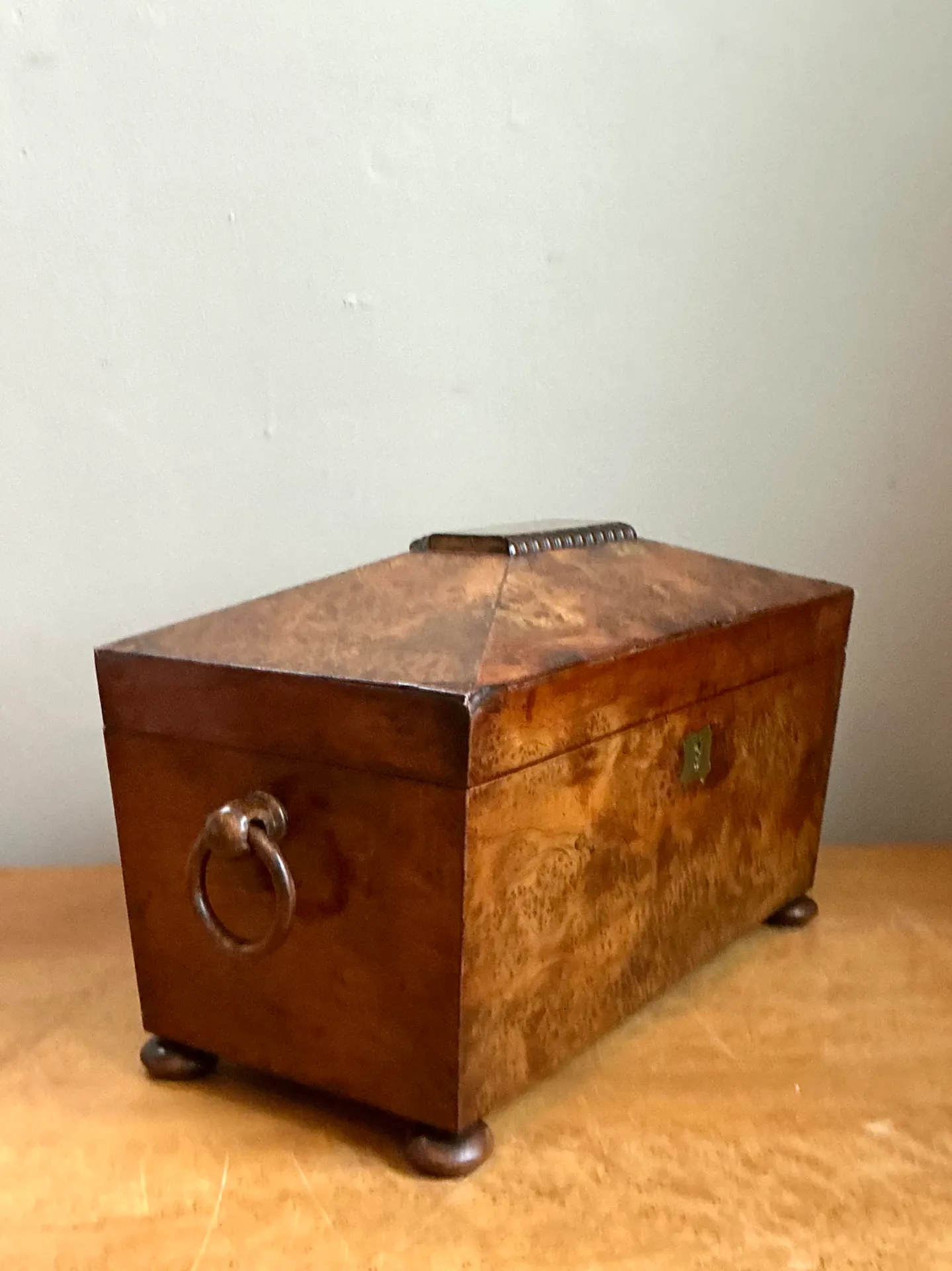 Vintage Burl and Brass Decorative Box — additional photo 7