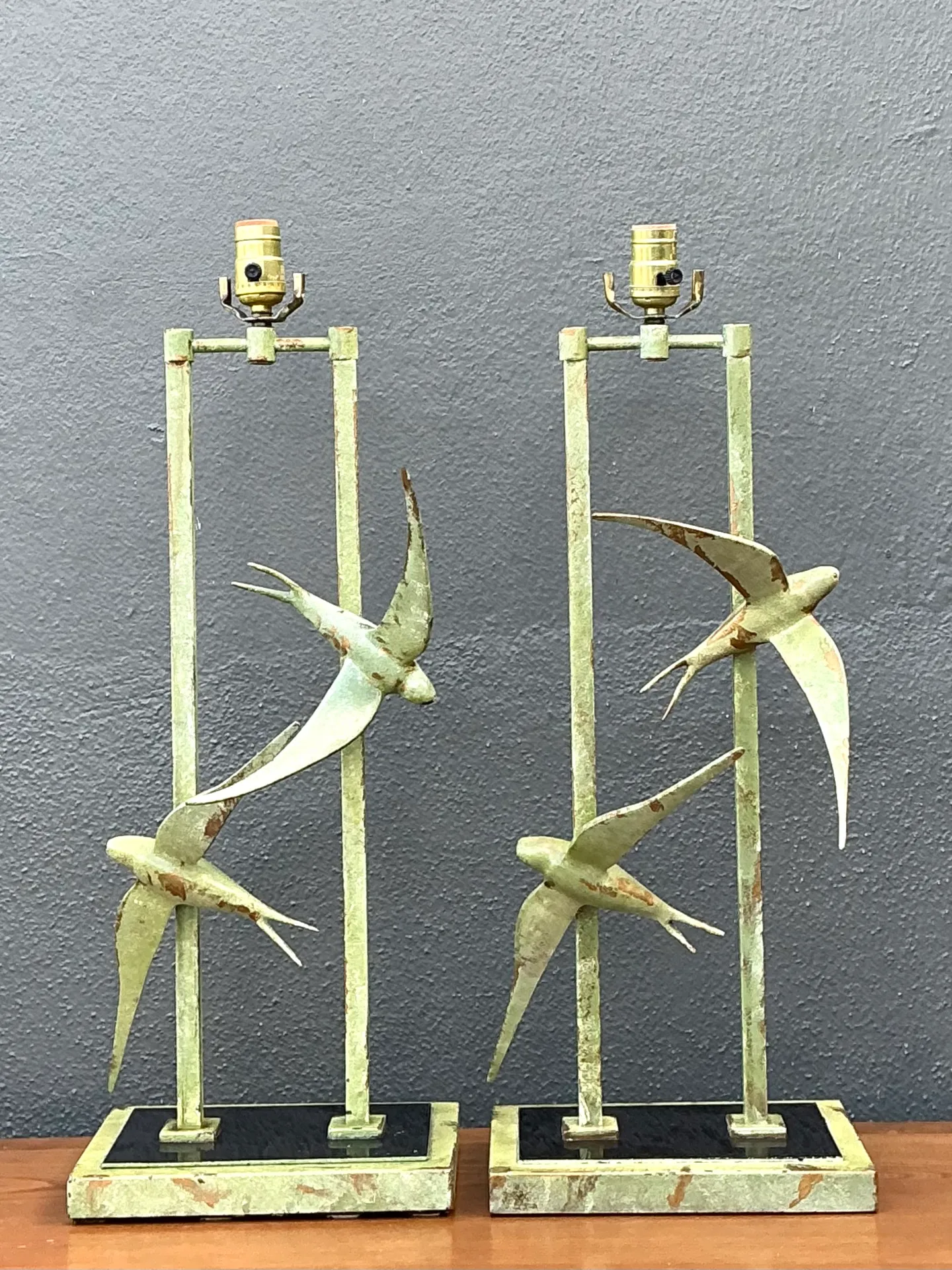 Vintage Sculptural Bird Metal Lamps - Pair — additional photo 2