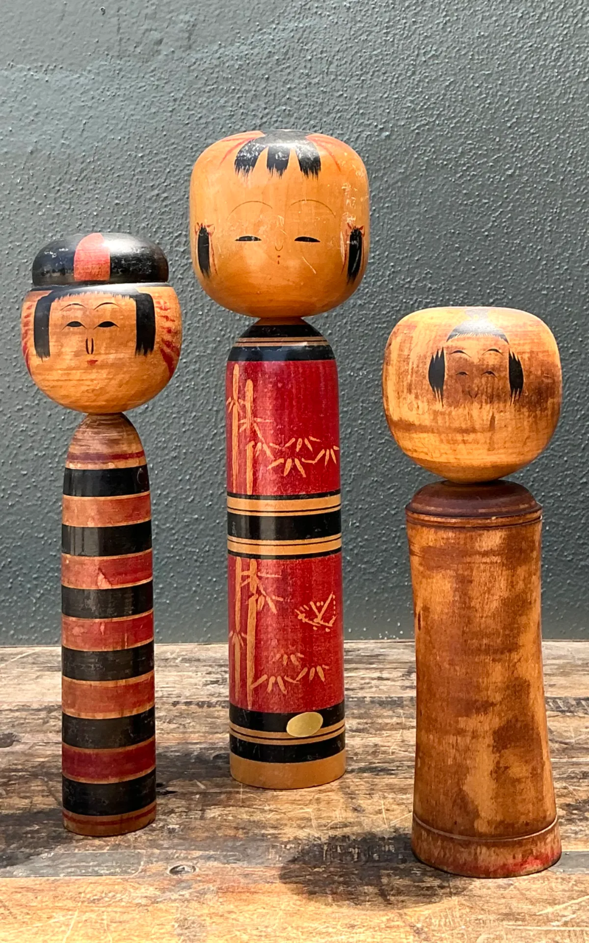 Vintage Japanese Kokeshi Dolls - Set of Three — additional photo 2
