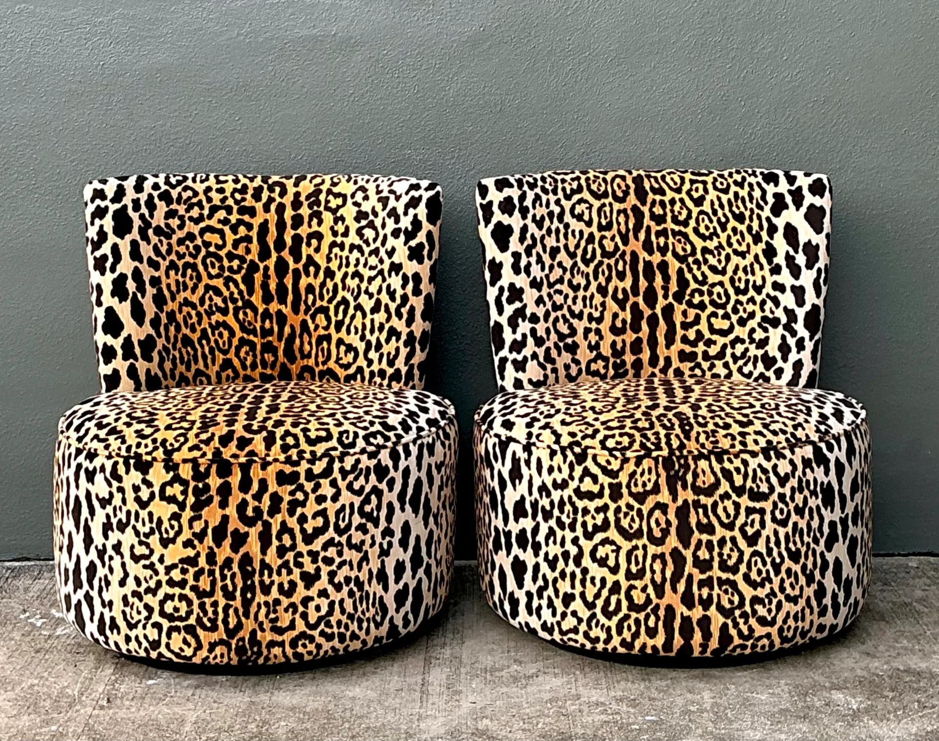 Vintage Leopard Velvet Swivel Chairs — additional photo 5
