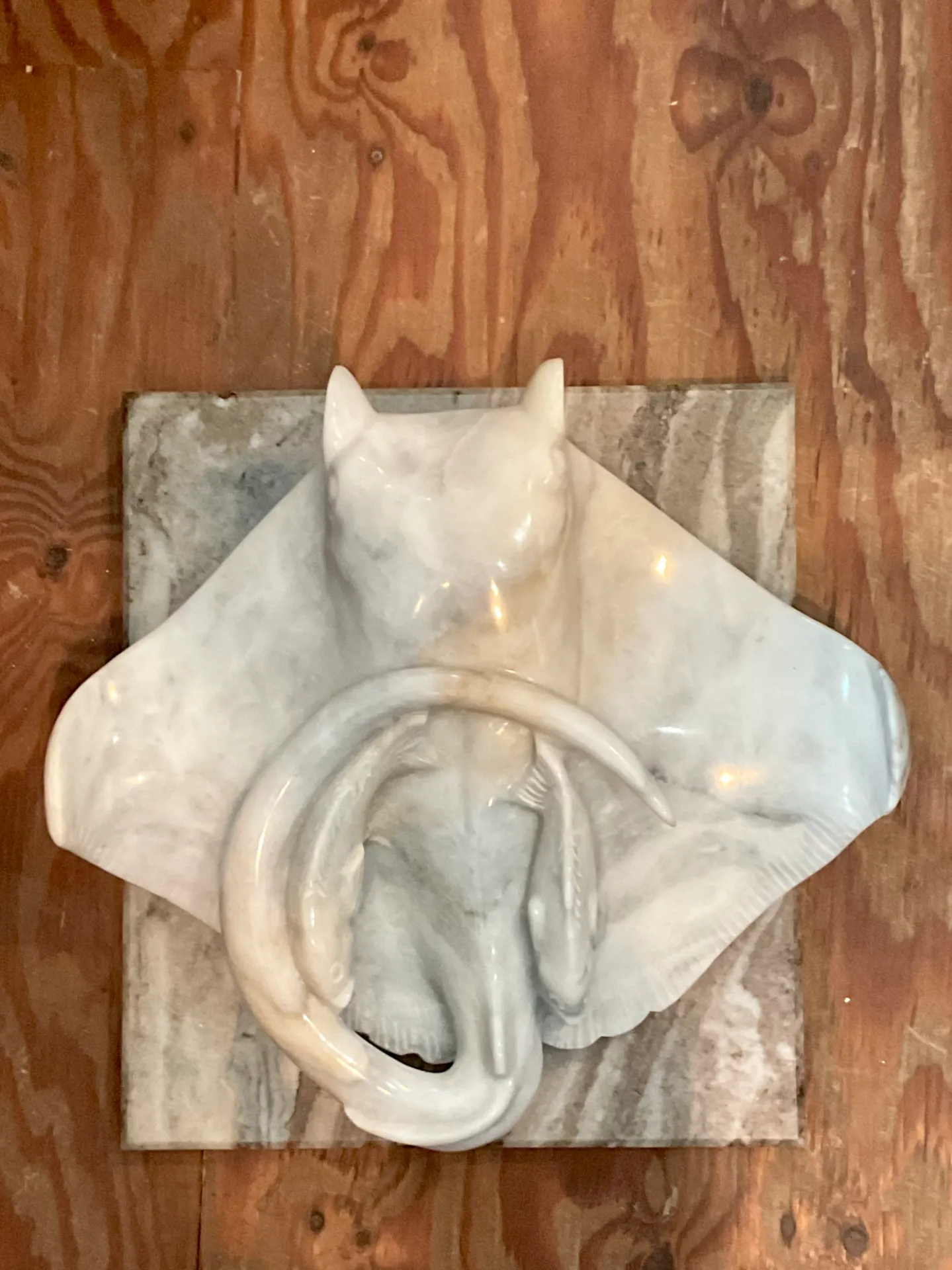 Vintage Carrera Marble Stingray Sculpture — additional photo 5