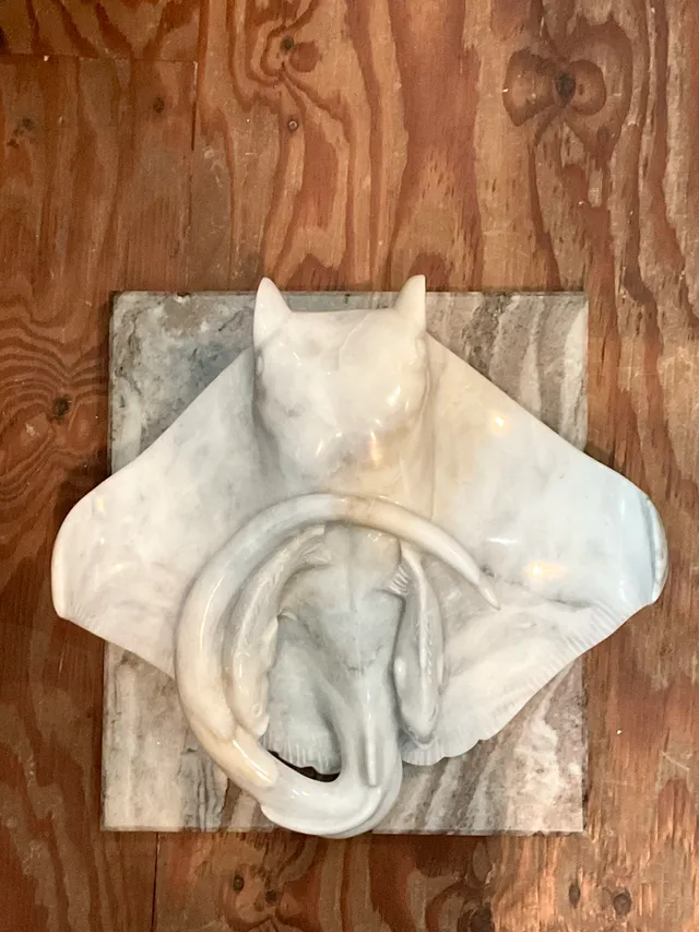 Vintage Carrera Marble Stingray Sculpture — additional photo 3