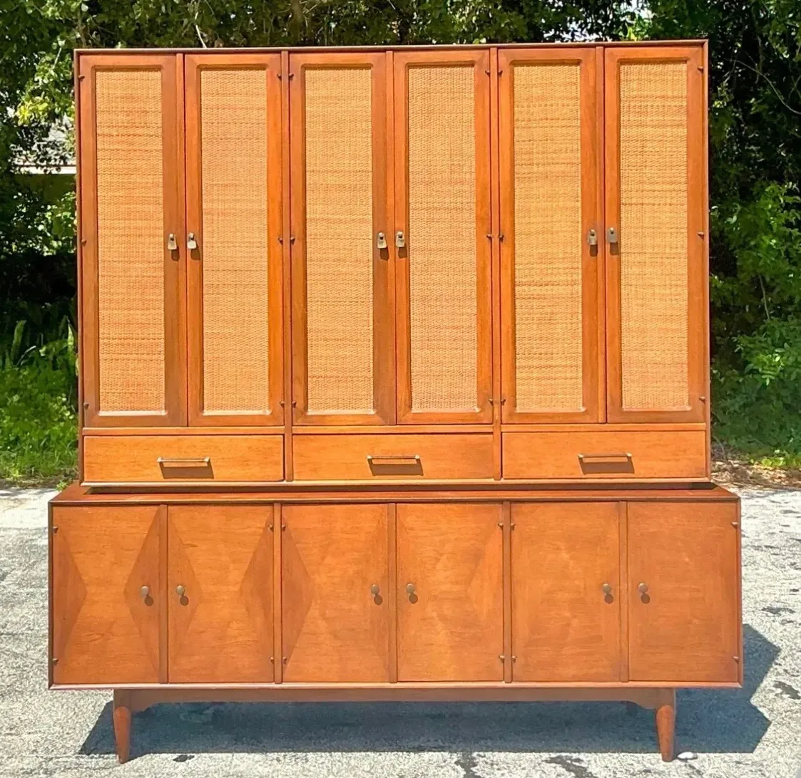 Vintage MCM Ramseur Seagrass China Cabinet — additional photo 3